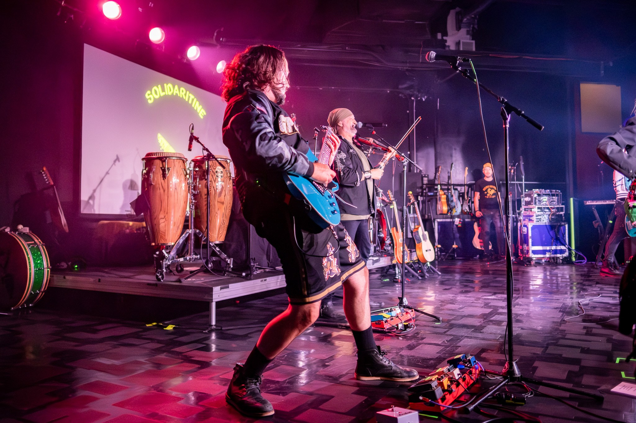 GOGOL BORDELLO / SACRAMENTO. Reportage concert portrait photography in the San Francisco Bay Area