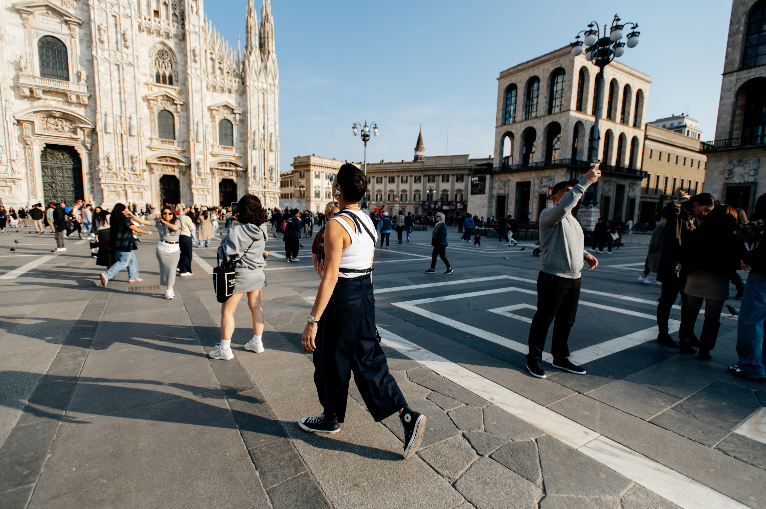 Milan, Autumn 🍂, Julia. Wedding photographer from Moldova Alexey Chipchiu