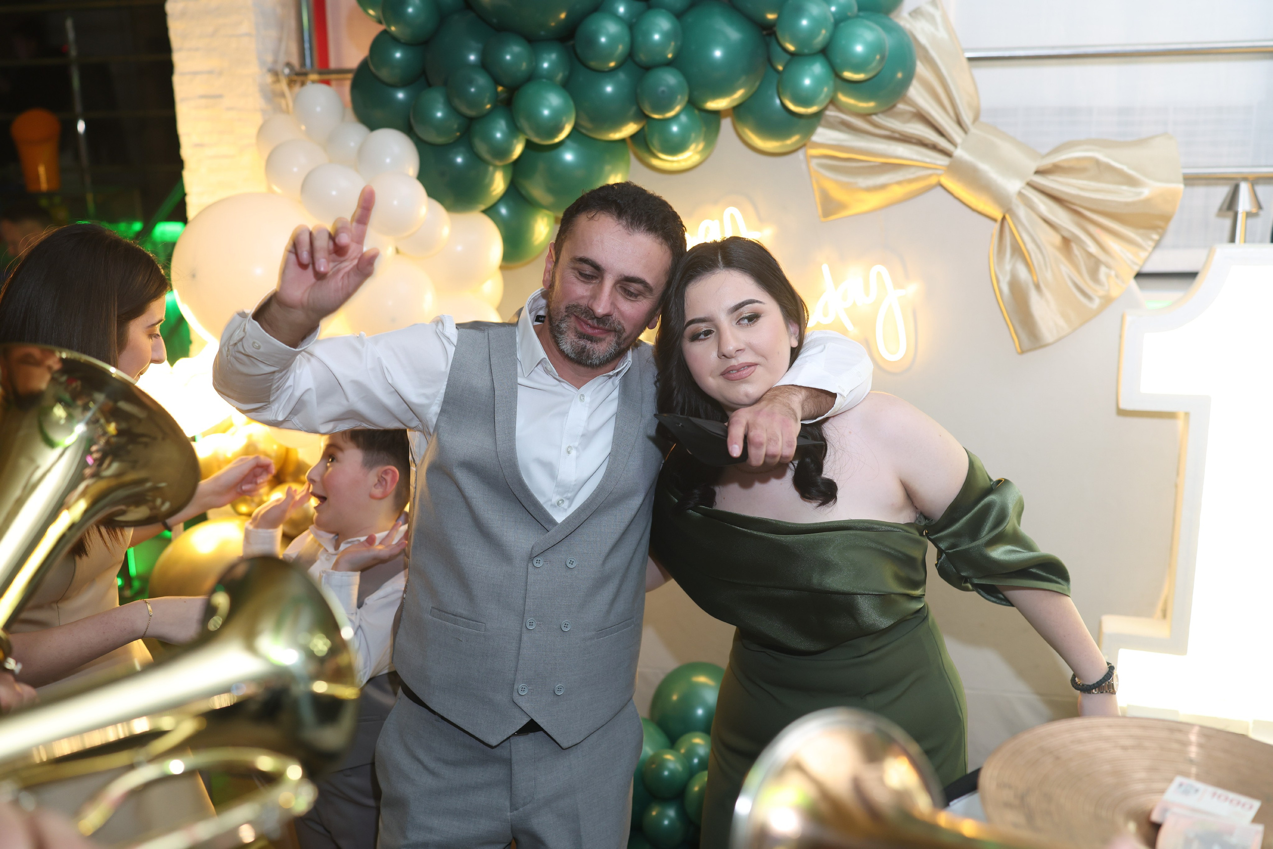 Sarin 18ti rođendan. Foto Simic Jagodina