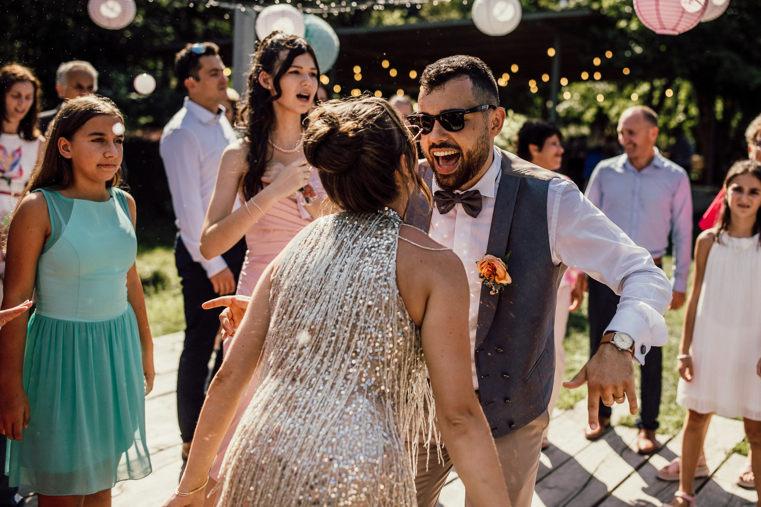 Nunta în aer liber RustiQ Garden - Fotograf Nuntă. Horatiu Fat: Fotograf si Videograf Profesionist Nunta Cluj-Napoca