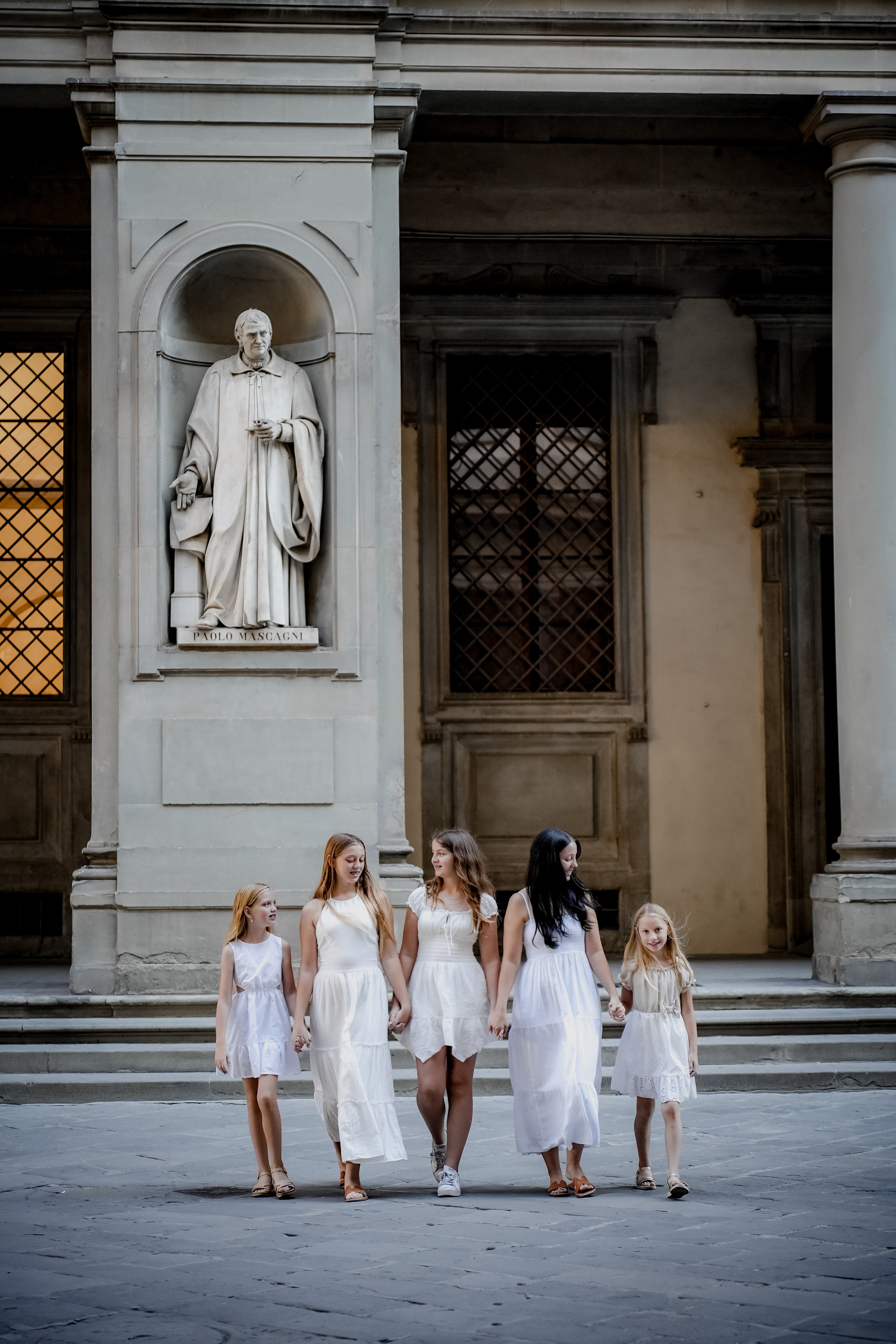 Stella & Family. Wedding Photographer in Italy