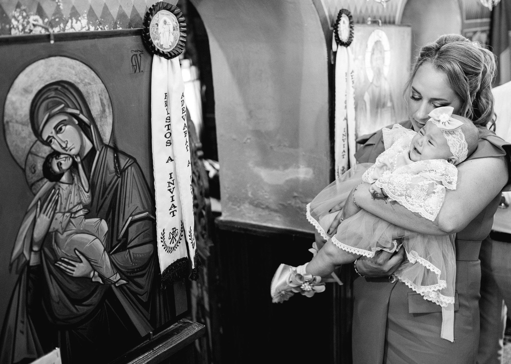 Taina Botezului | Carla Elena. Fotograf de nuntă și botez în Dâmbovița și București | Chivescu Alexandru