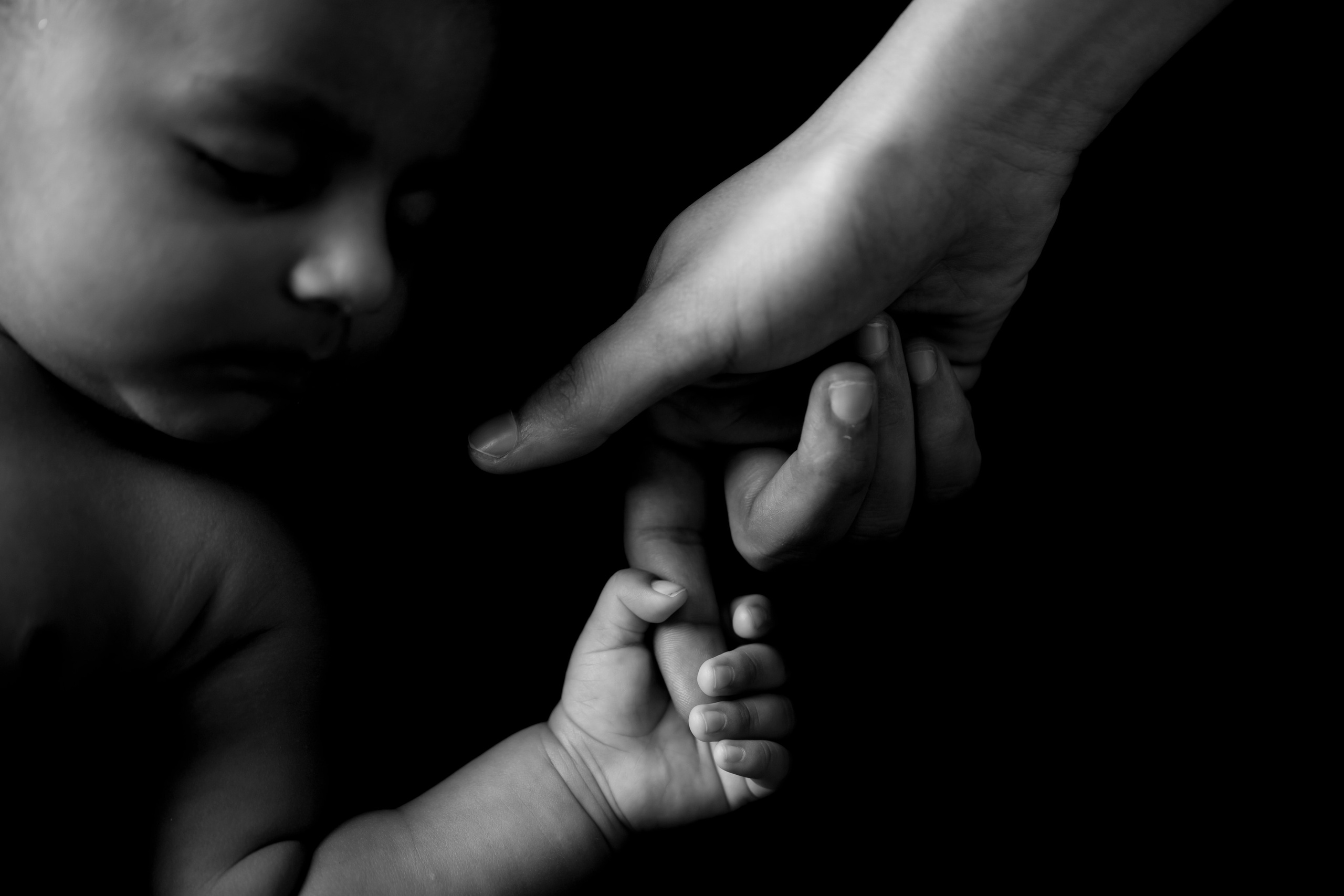 New Born. BABY & FAMILY - MATERNITY - WEDDINGS & EVENTS - COMMERCIALS & CORPORATE | GOWTHAMAN SIVARAJ