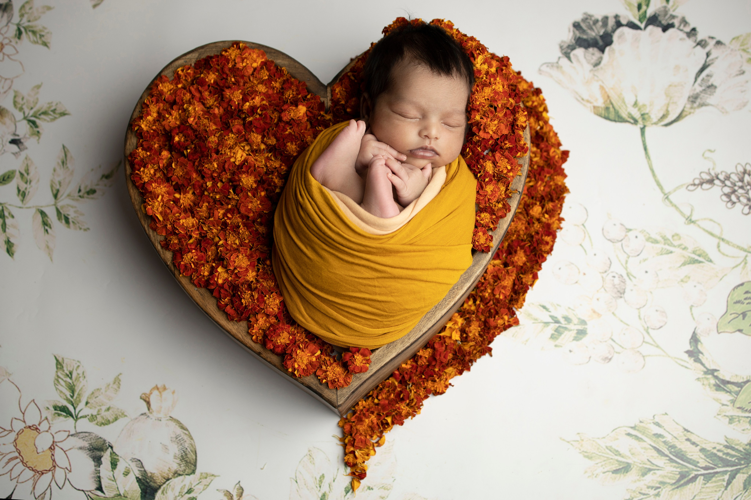 New Born. BABY & FAMILY - MATERNITY - WEDDINGS & EVENTS - COMMERCIALS & CORPORATE | GOWTHAMAN SIVARAJ