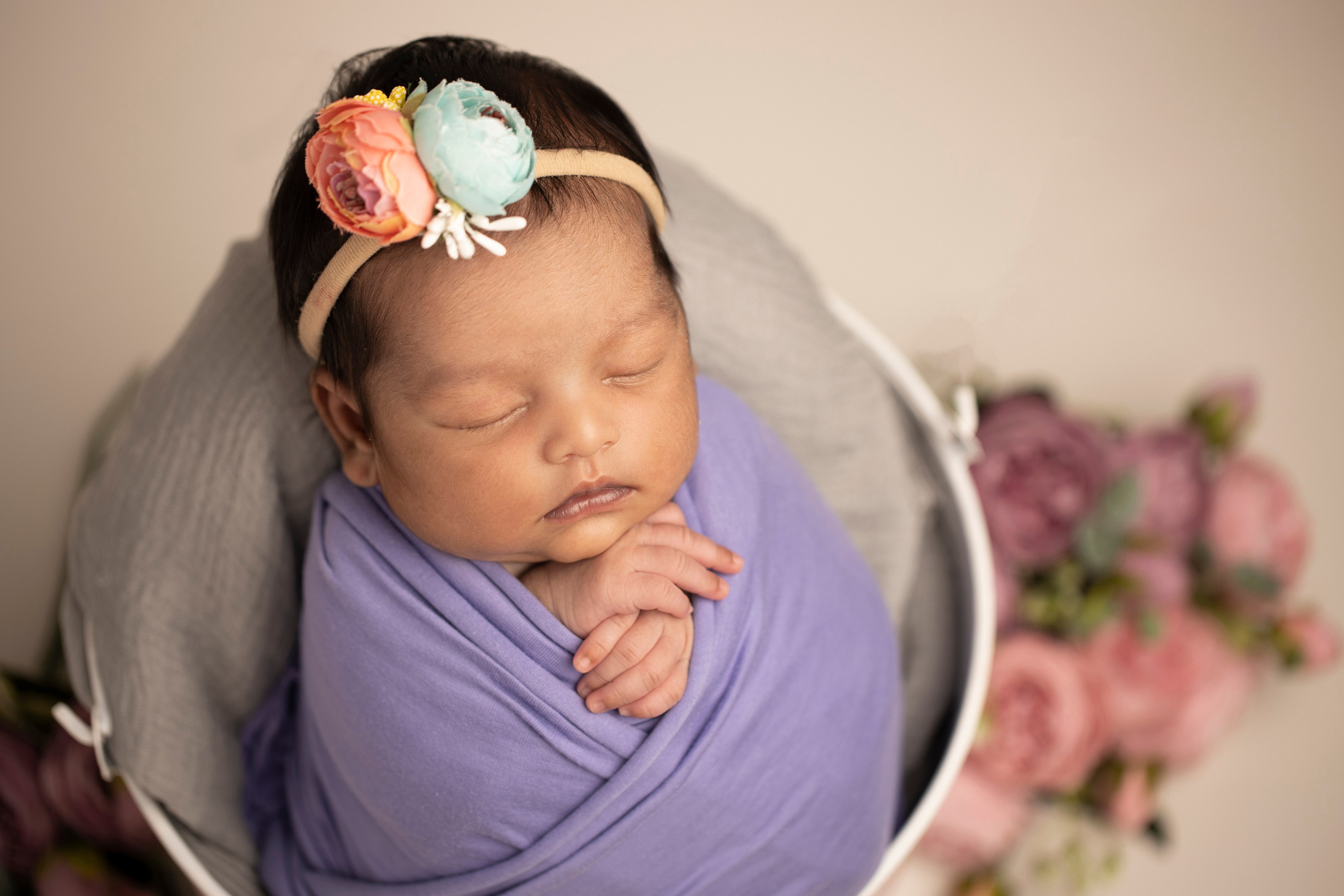 New Born. BABY & FAMILY - MATERNITY - WEDDINGS & EVENTS - COMMERCIALS & CORPORATE | GOWTHAMAN SIVARAJ