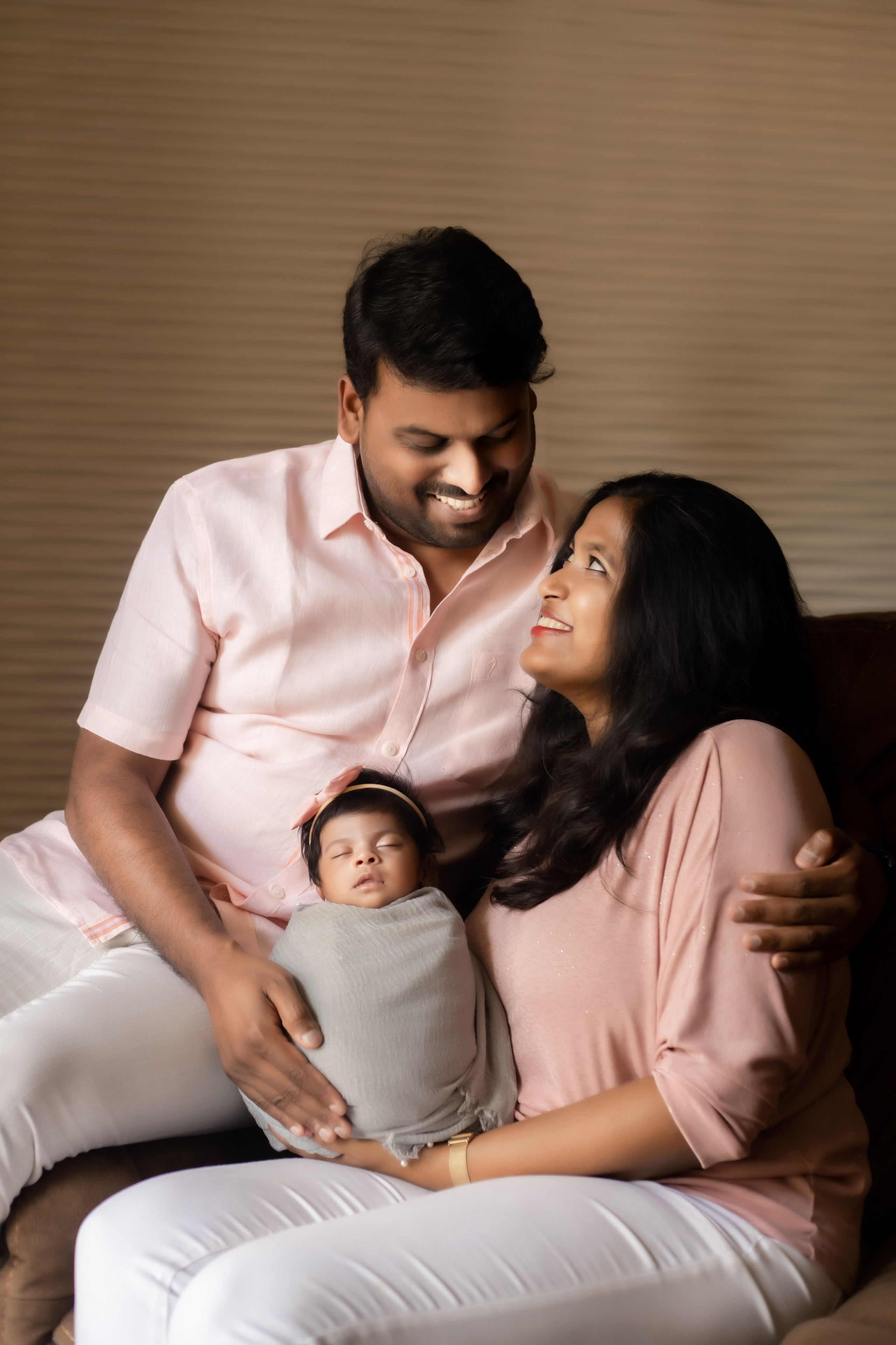 New Born. BABY & FAMILY - MATERNITY - WEDDINGS & EVENTS - COMMERCIALS & CORPORATE | GOWTHAMAN SIVARAJ