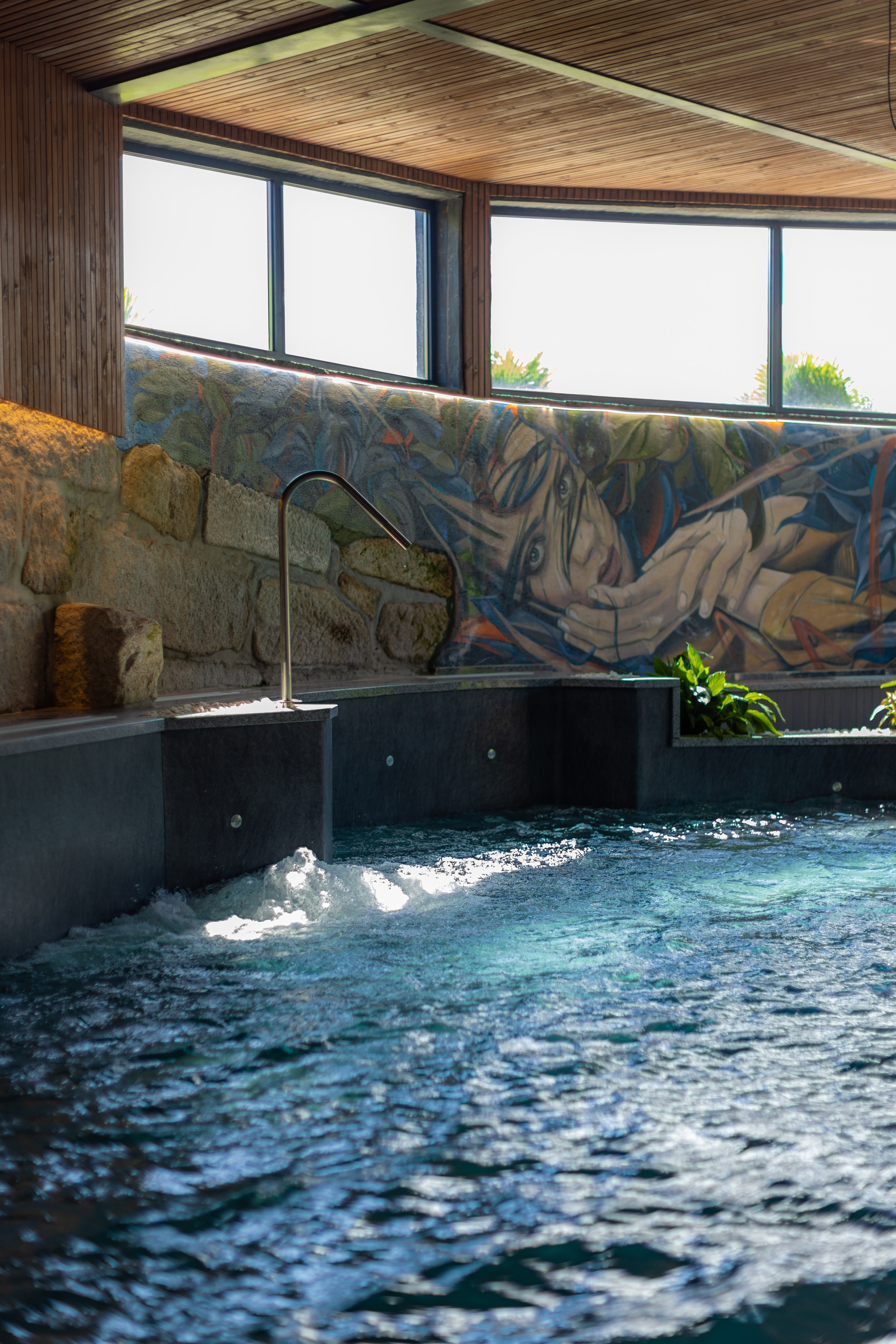 PEDRA AGUDA SPA. ESTUDIO DOZE