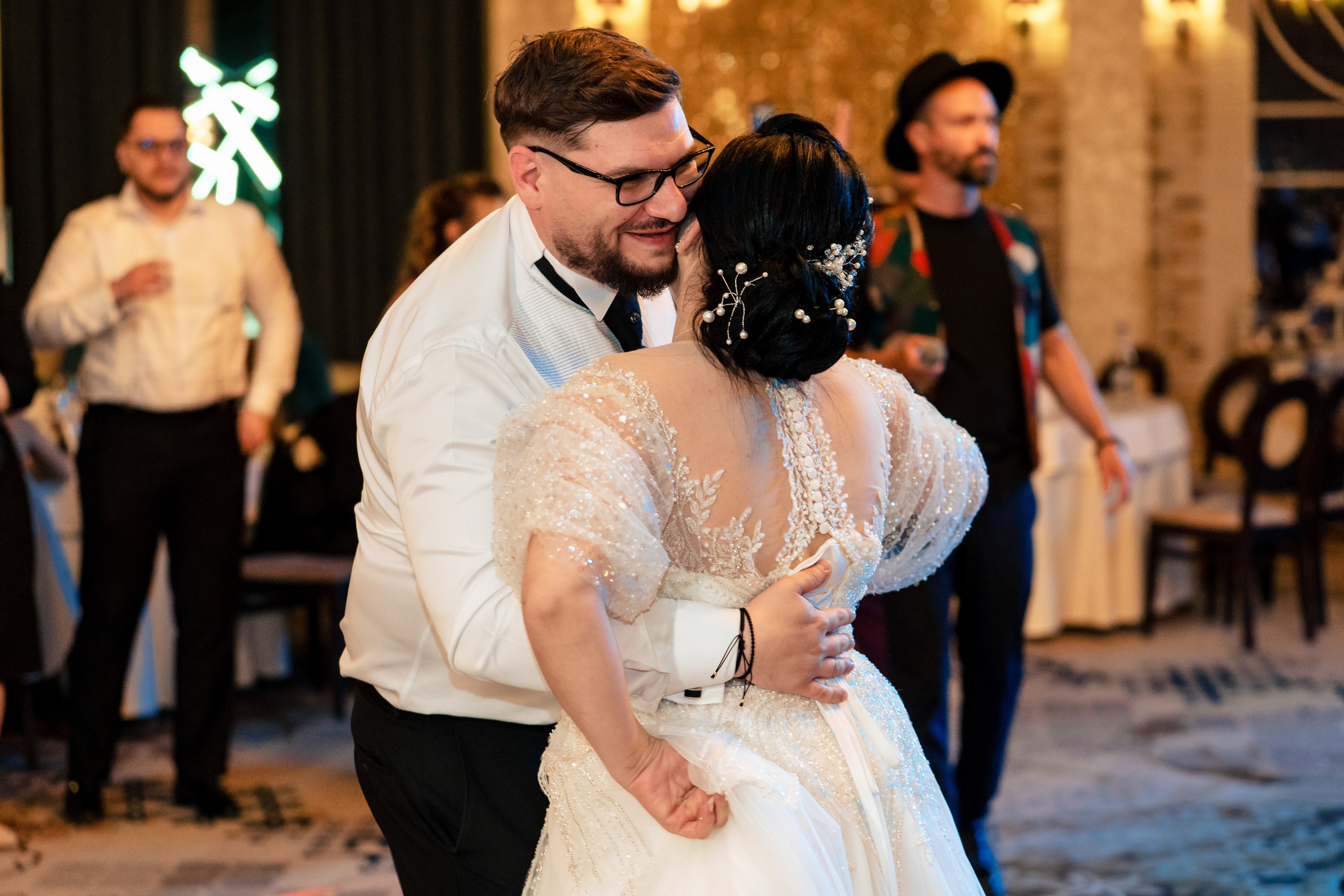 Madalina & Alex. Acasă