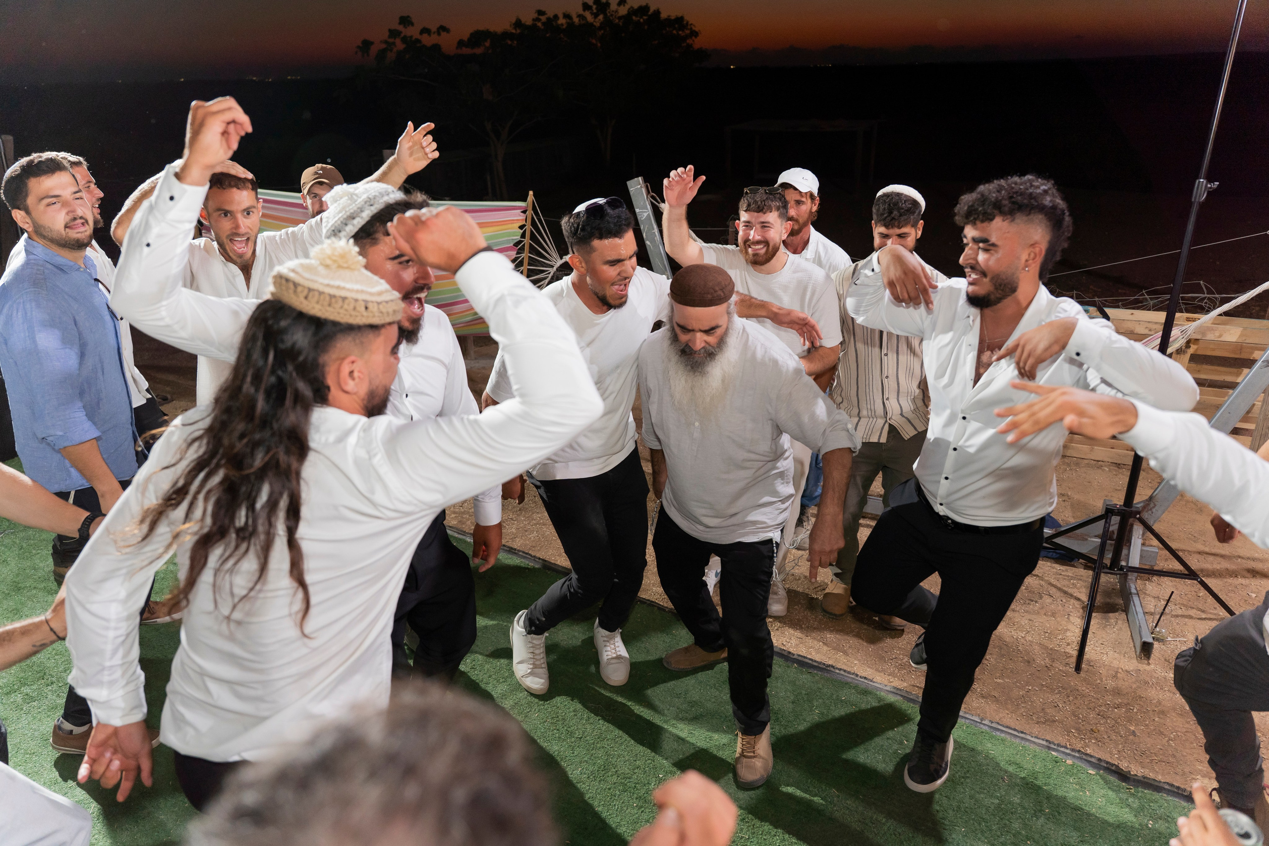 אביה ואחיה. יוסף מזרחי צילום חתונה, ברית וזוגיות. צלם מקצועי שאוהב להוציא אתכם הכי יפים ברגעים הכי מרגשים