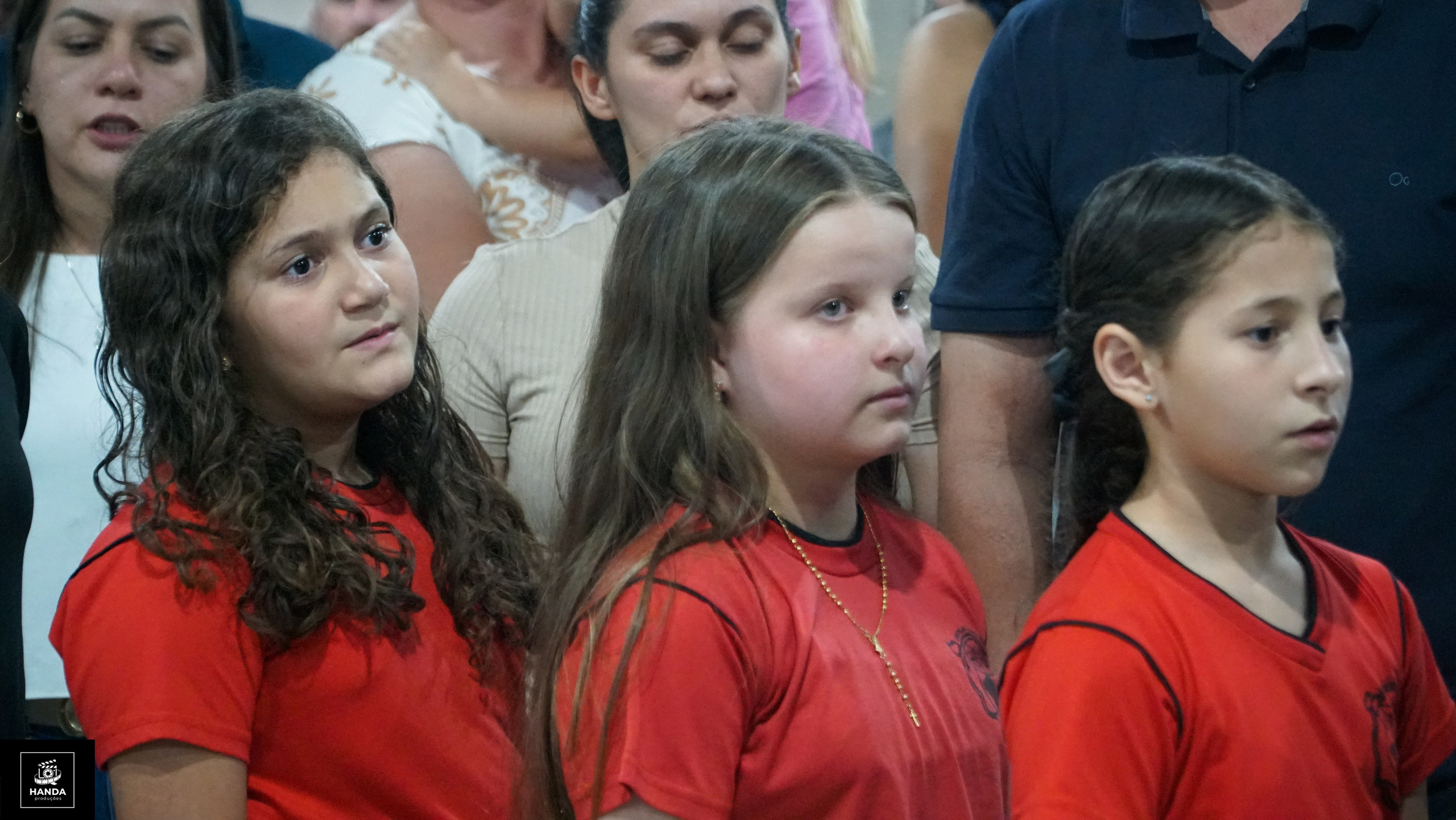 Noite autógrafos colégio Aurélio Buarque de Holanda. Handa Produções