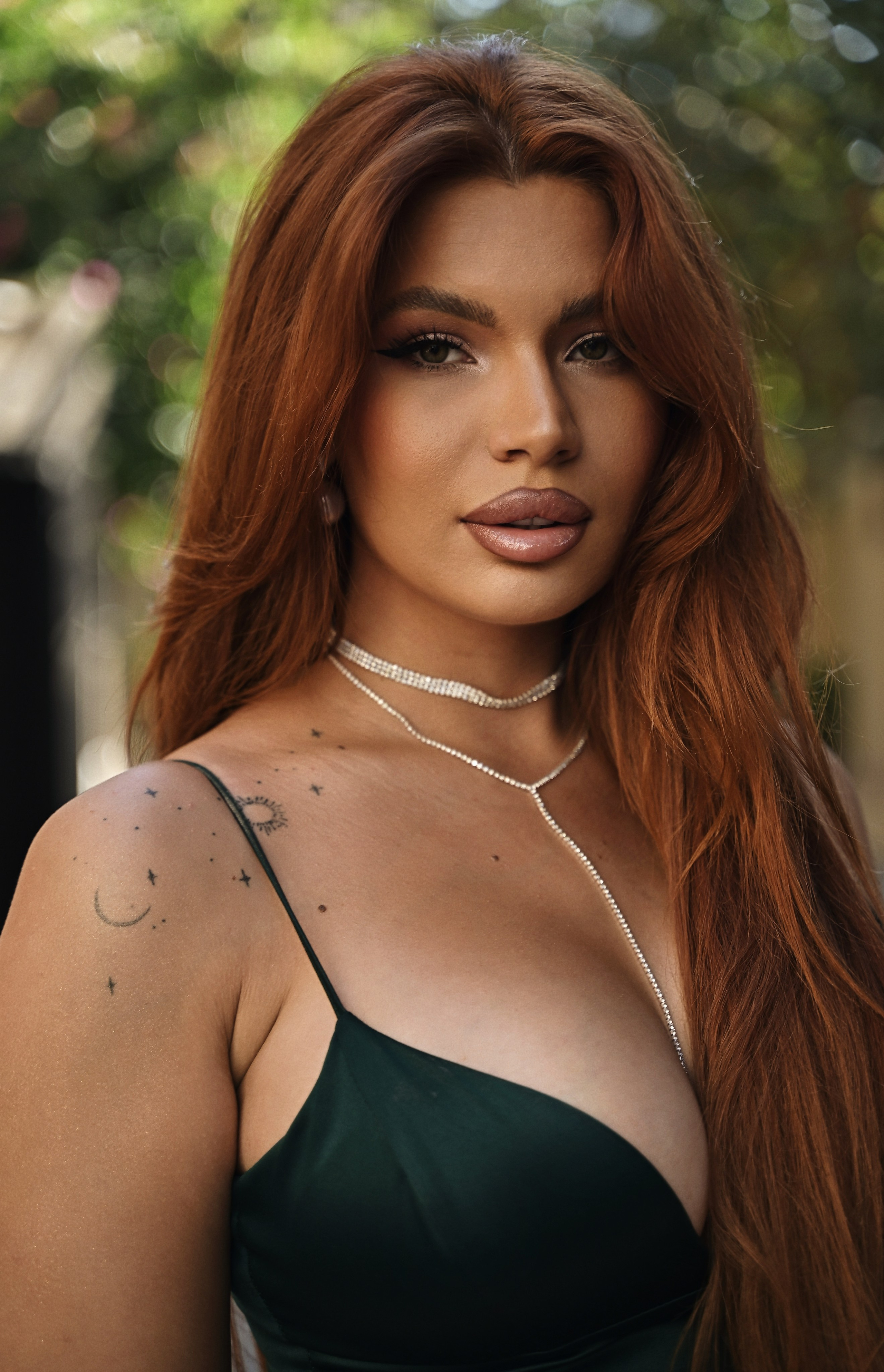 PORTRAIT WOMEN. Photographer and Reels Videomaker in Dubai Rita Dobro