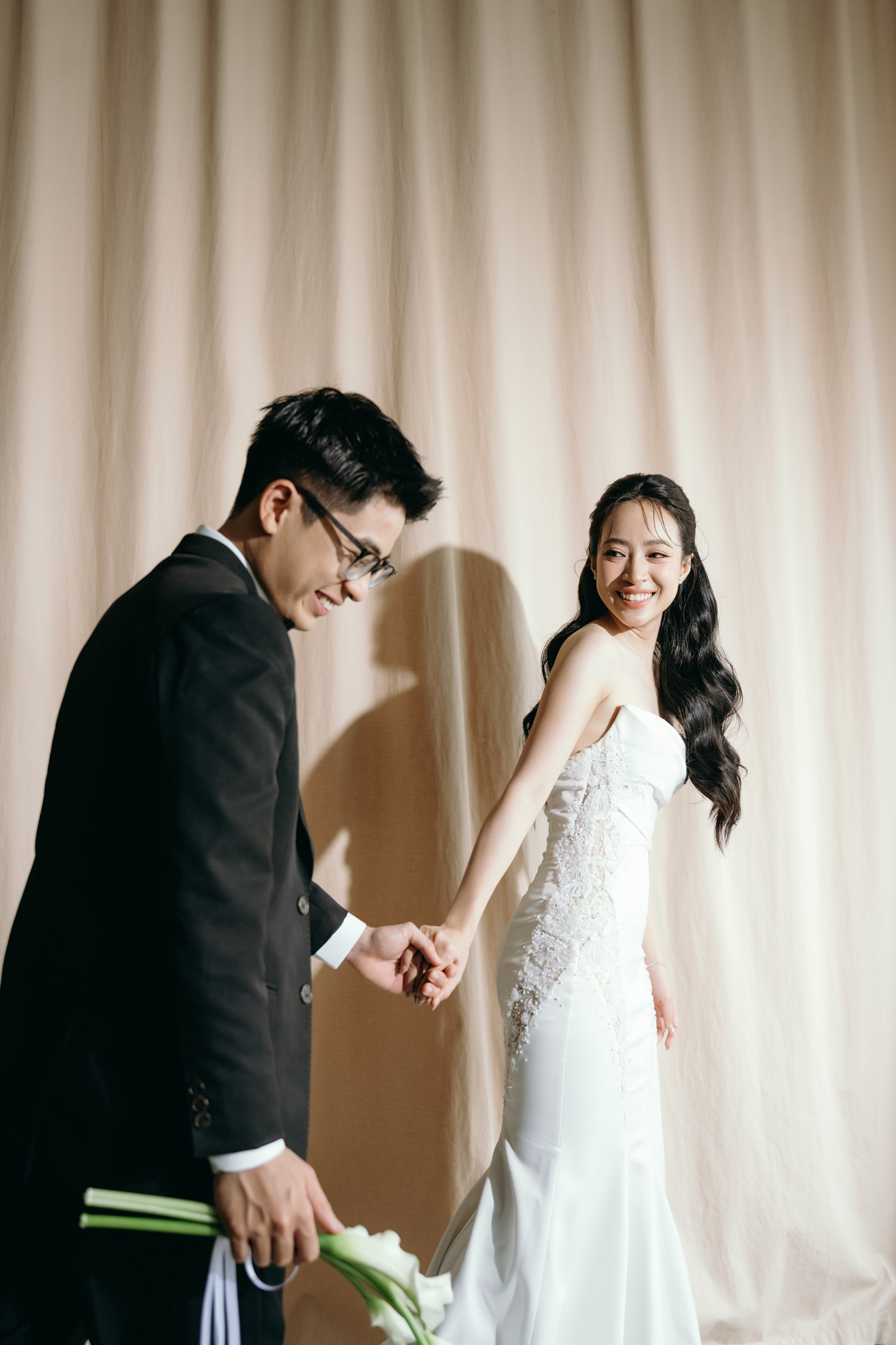 N.A wedding photoshoot in studio