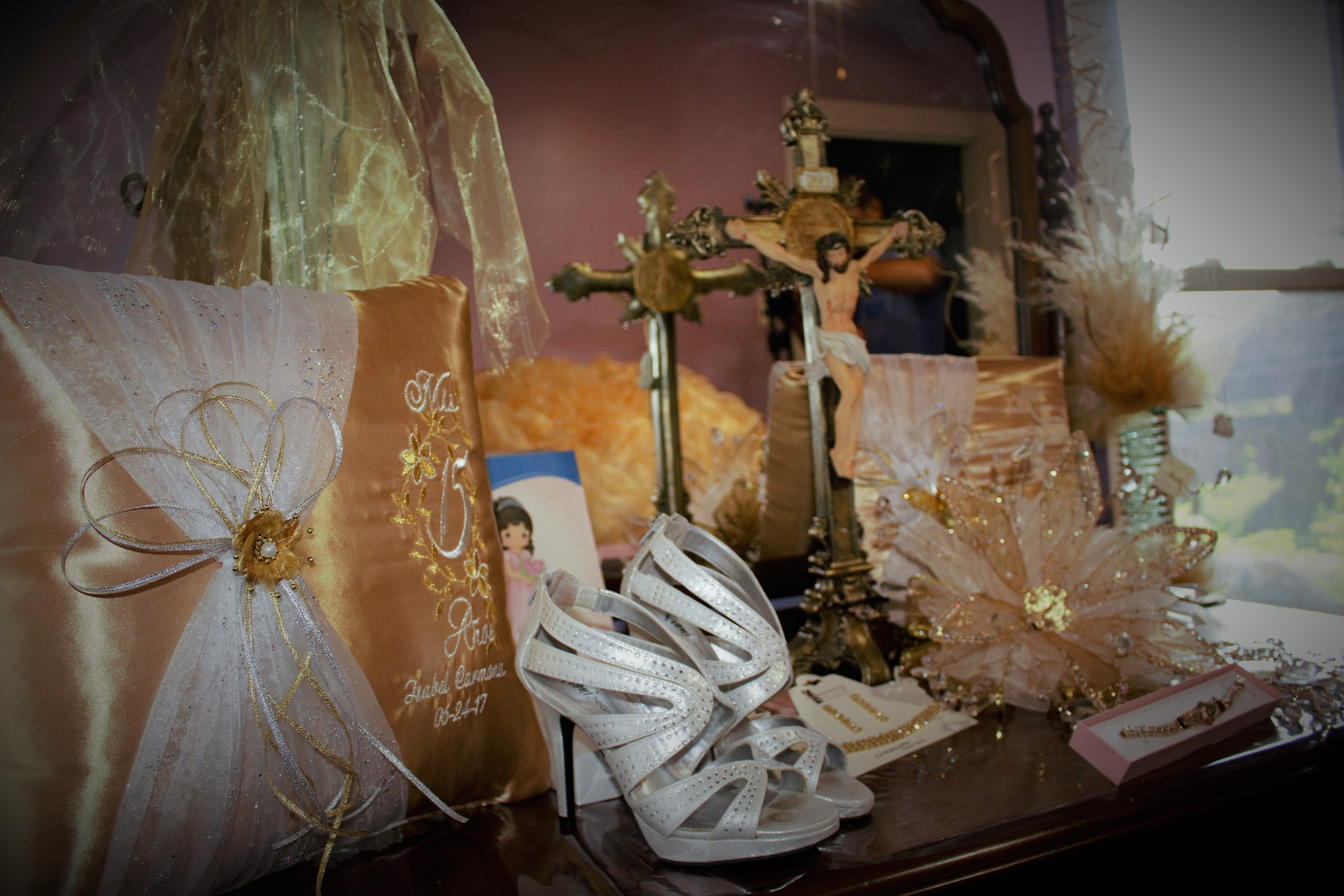 Guadalupe Carmona. Moriah Productions