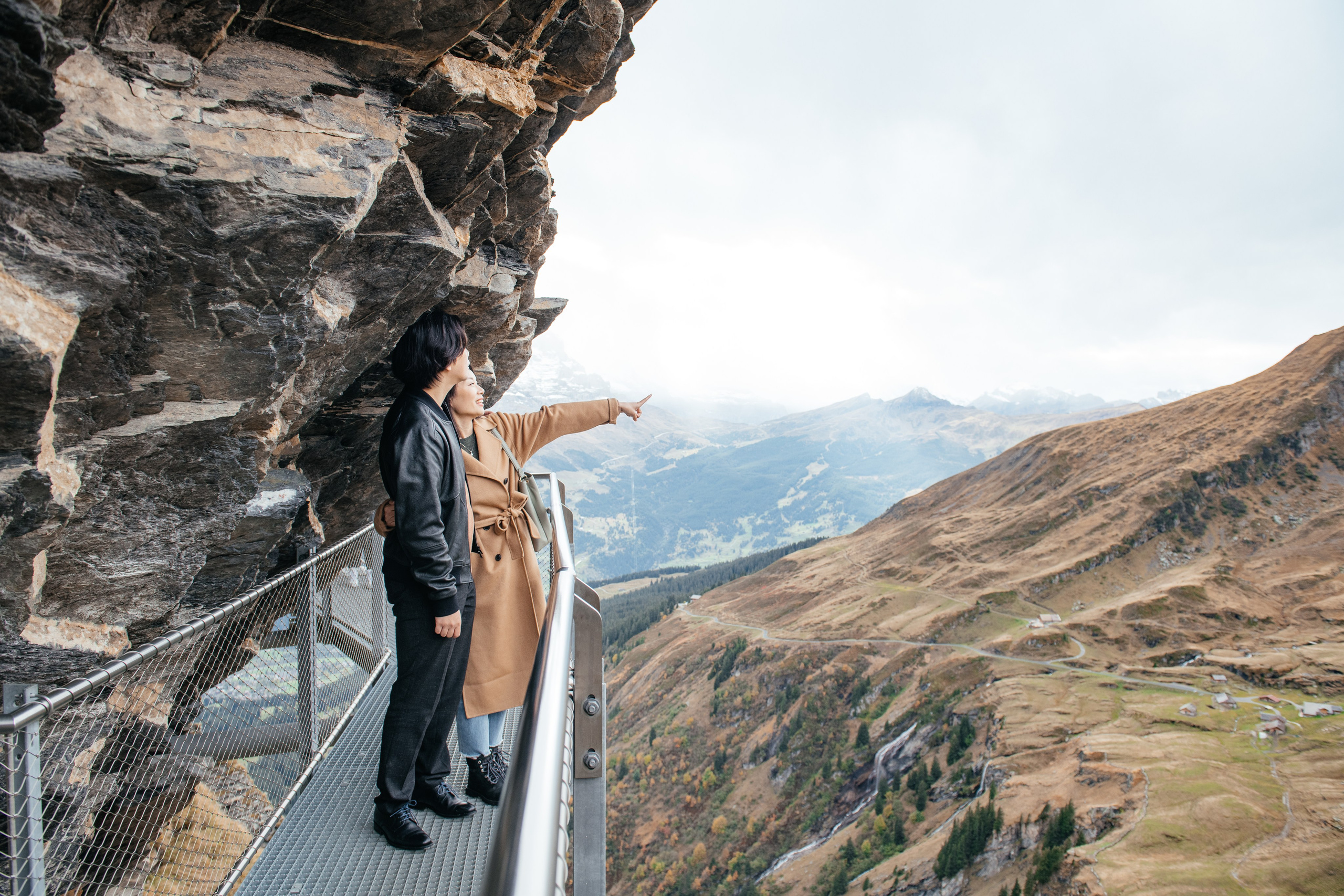 Kaiwen & Xiaoming Grindelwald, Switzerland. I am Elena Altendorfer. Wedding photographer in Zurich and Switzerland