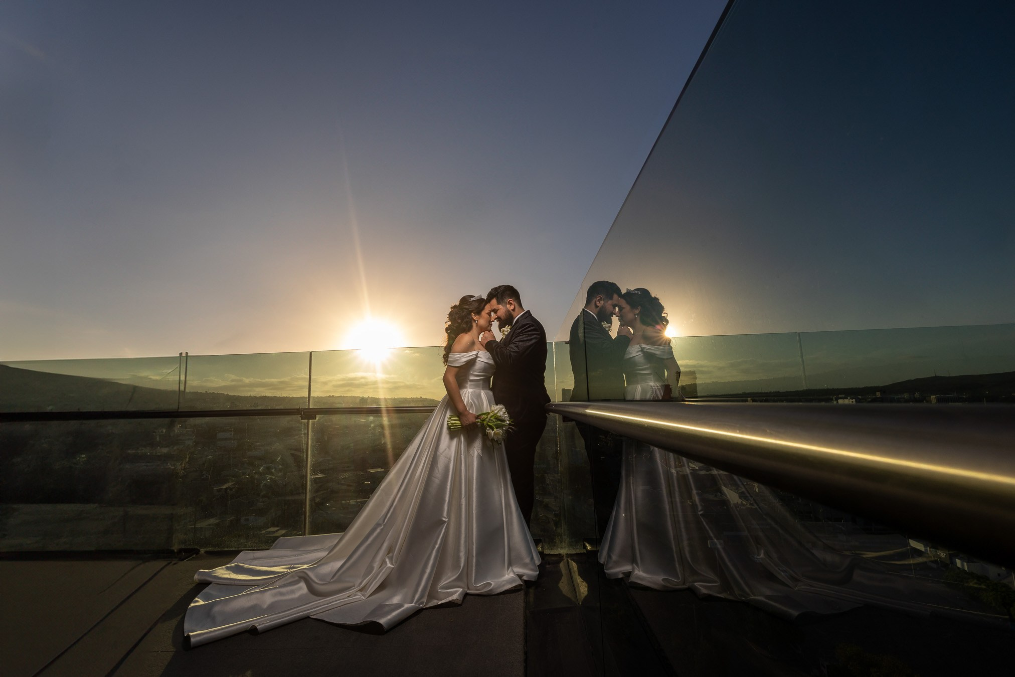 Torre Cosmopolitan Boda Tijuana Marysol y Brandon. Estudio de fotografia en Tijuana