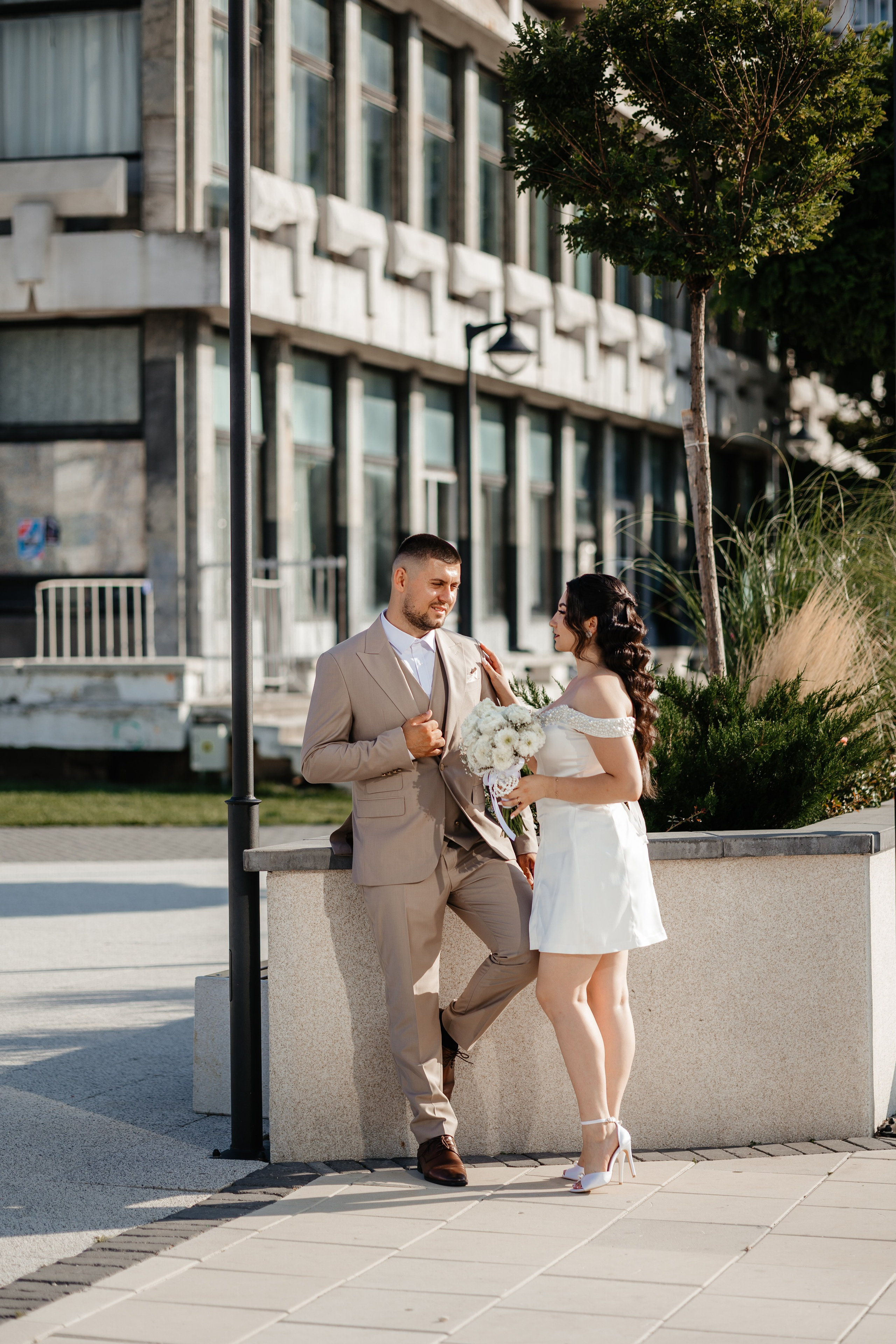Roxana & Andrei — Cununie civilă în Helegiu și ședință foto în Onești