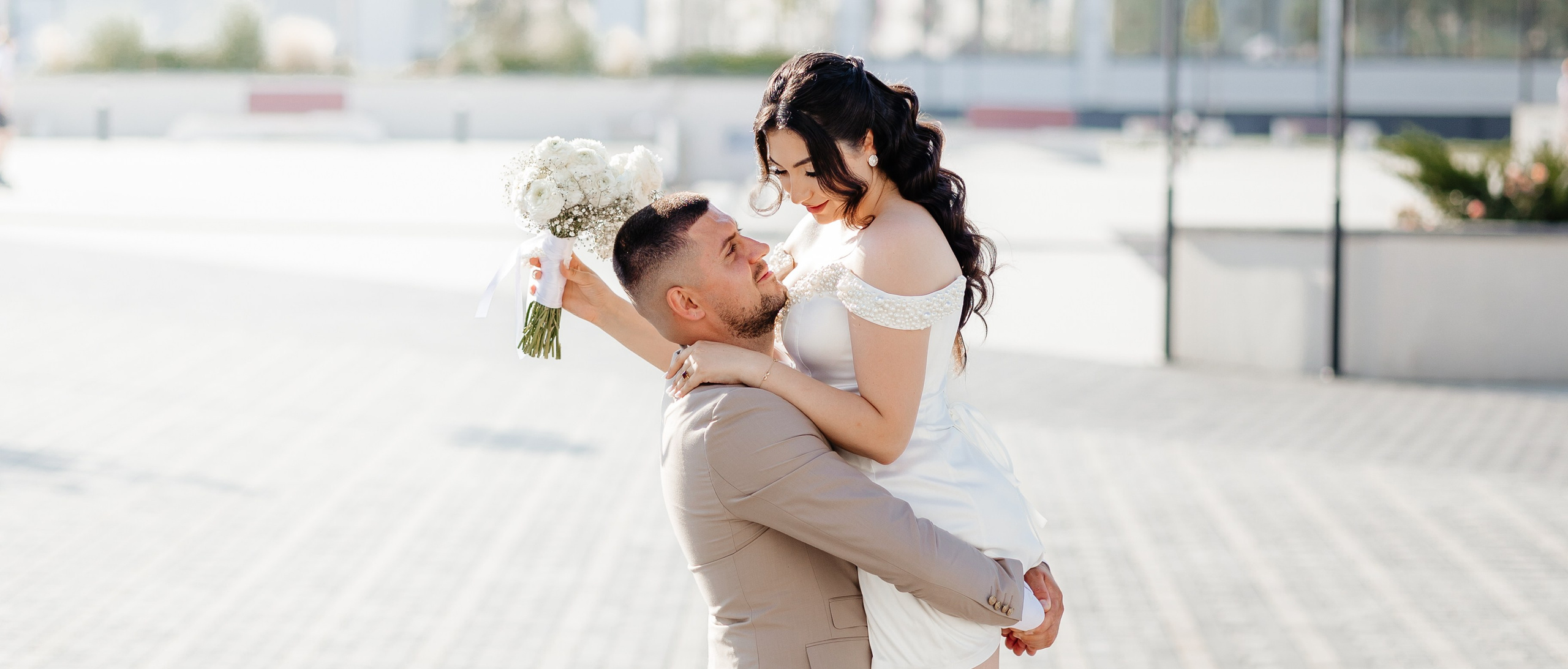 Roxana & Andrei — Cununie civilă în Helegiu și ședință foto în Onești