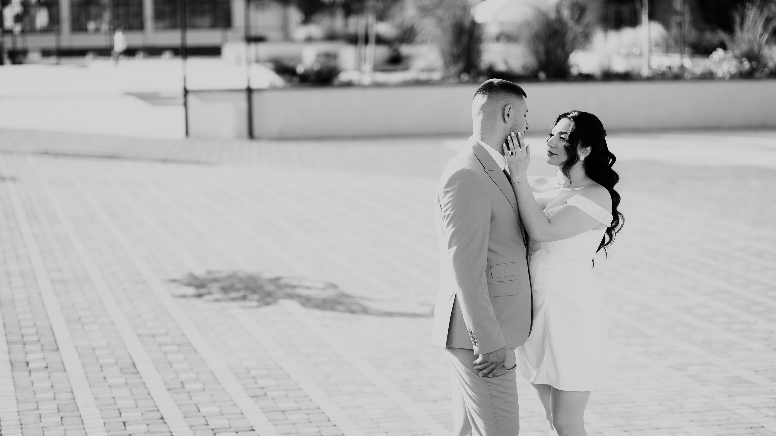 Roxana & Andrei — Cununie civilă în Helegiu și ședință foto în Onești