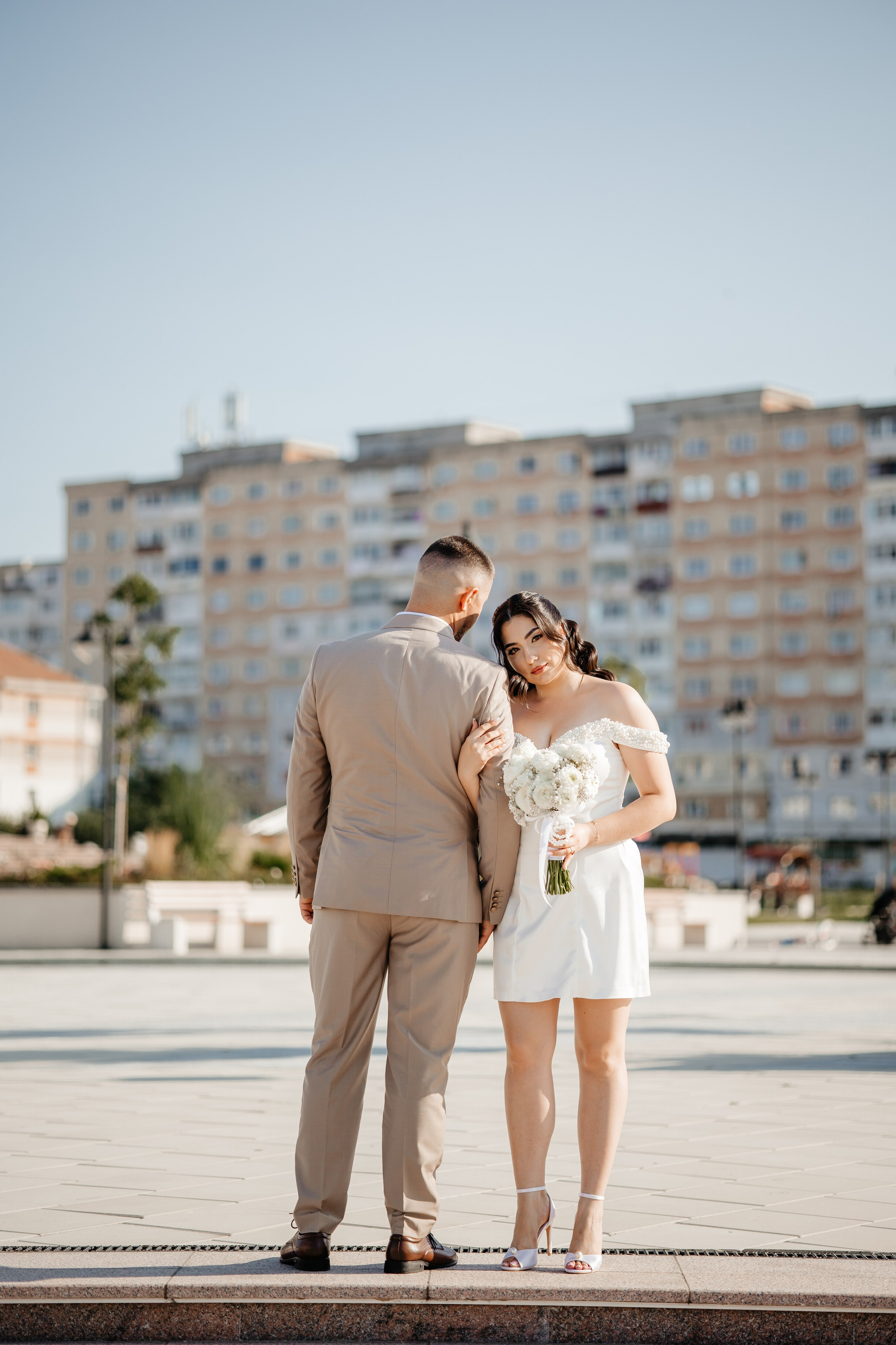 Roxana & Andrei — Cununie civilă în Helegiu și ședință foto în Onești
