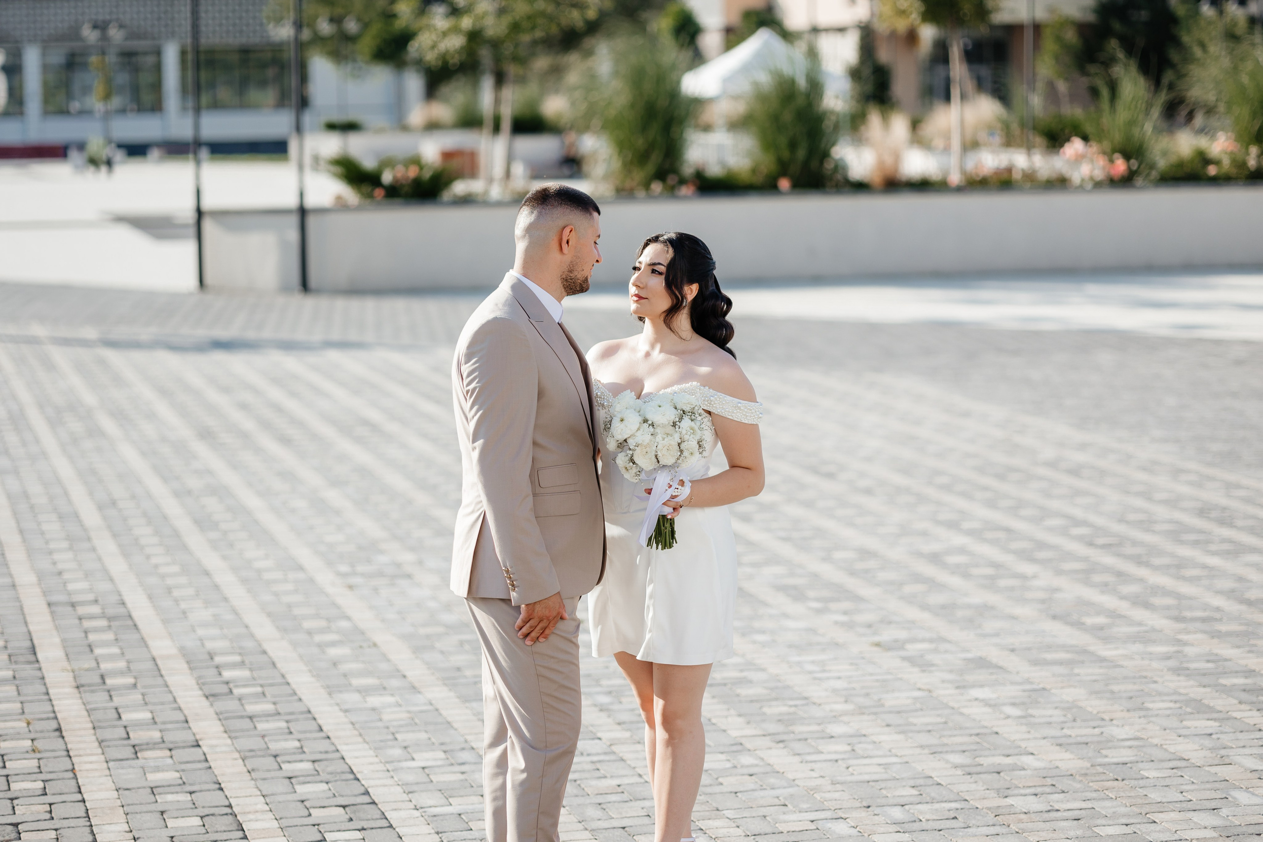 Roxana & Andrei — Cununie civilă în Helegiu și ședință foto în Onești