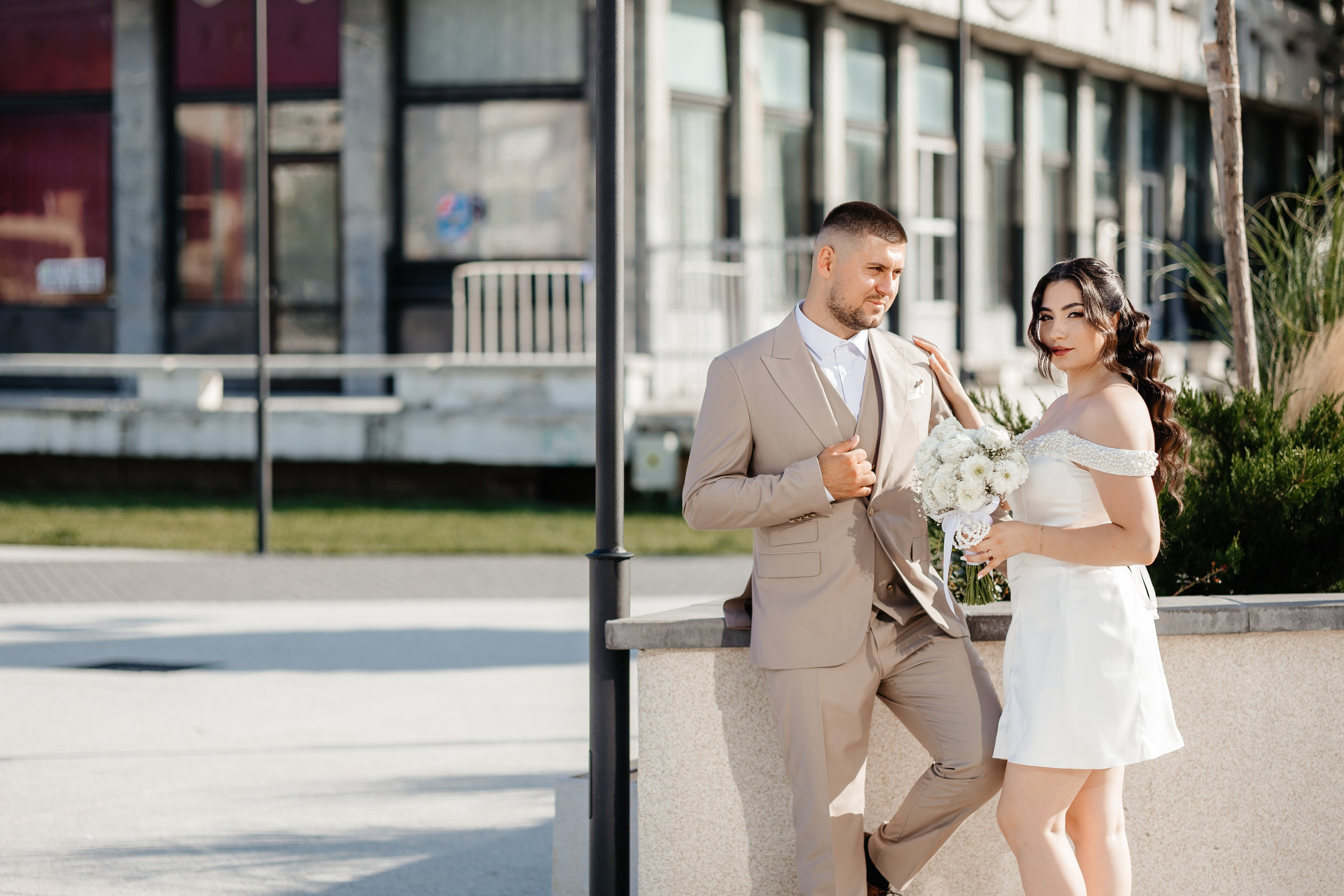 Roxana & Andrei — Cununie civilă în Helegiu și ședință foto în Onești