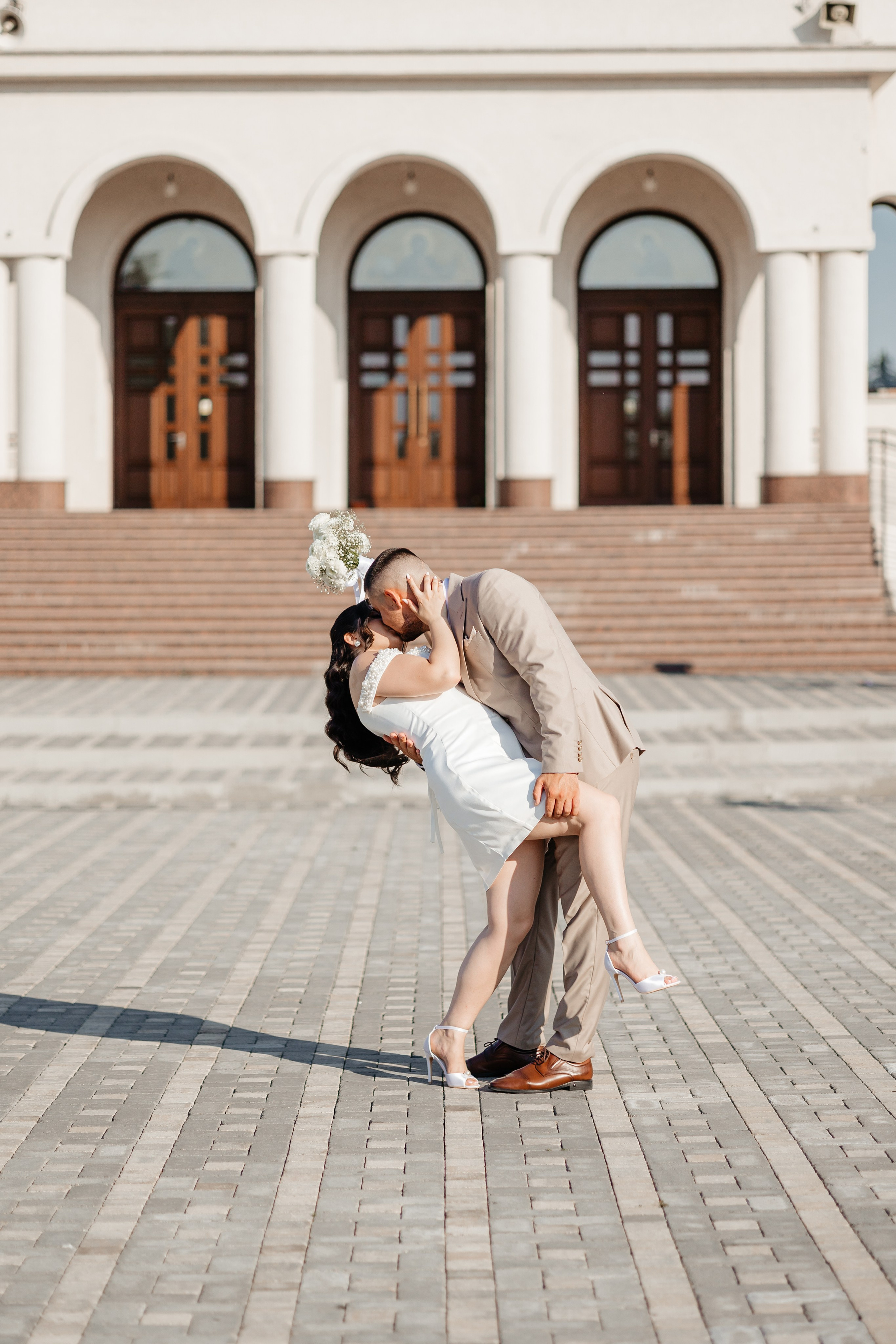 Roxana & Andrei — Cununie civilă în Helegiu și ședință foto în Onești