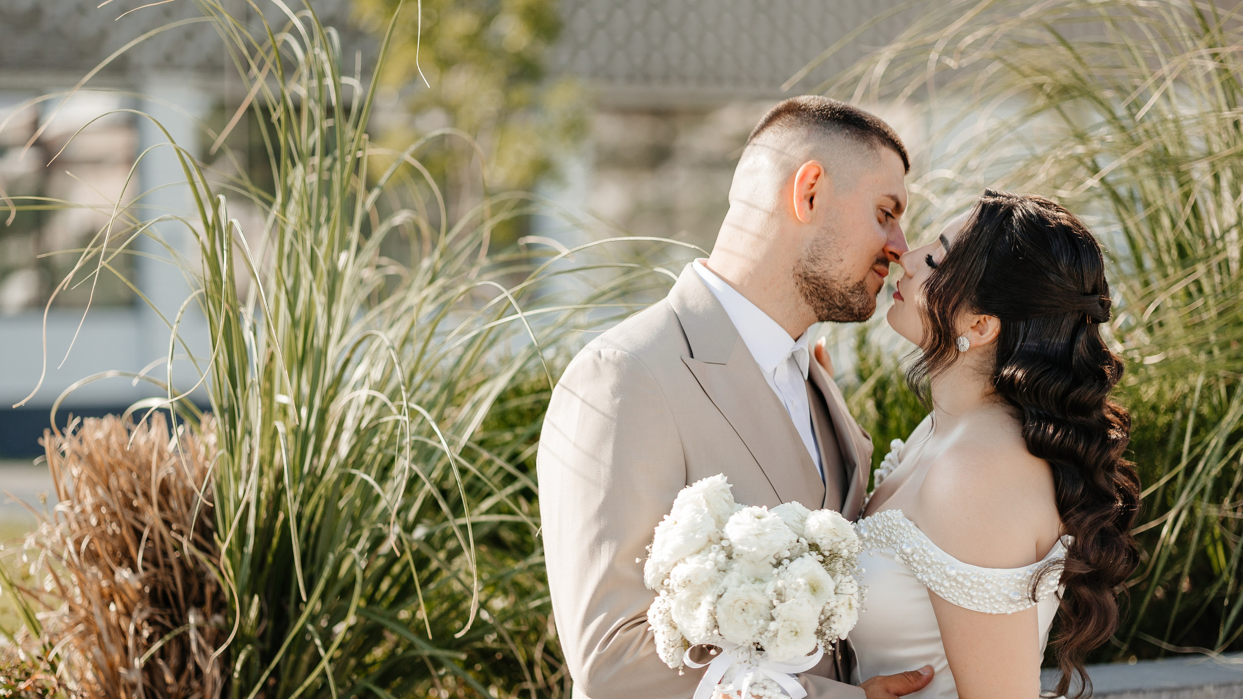 Roxana & Andrei — Cununie civilă în Helegiu și ședință foto în Onești