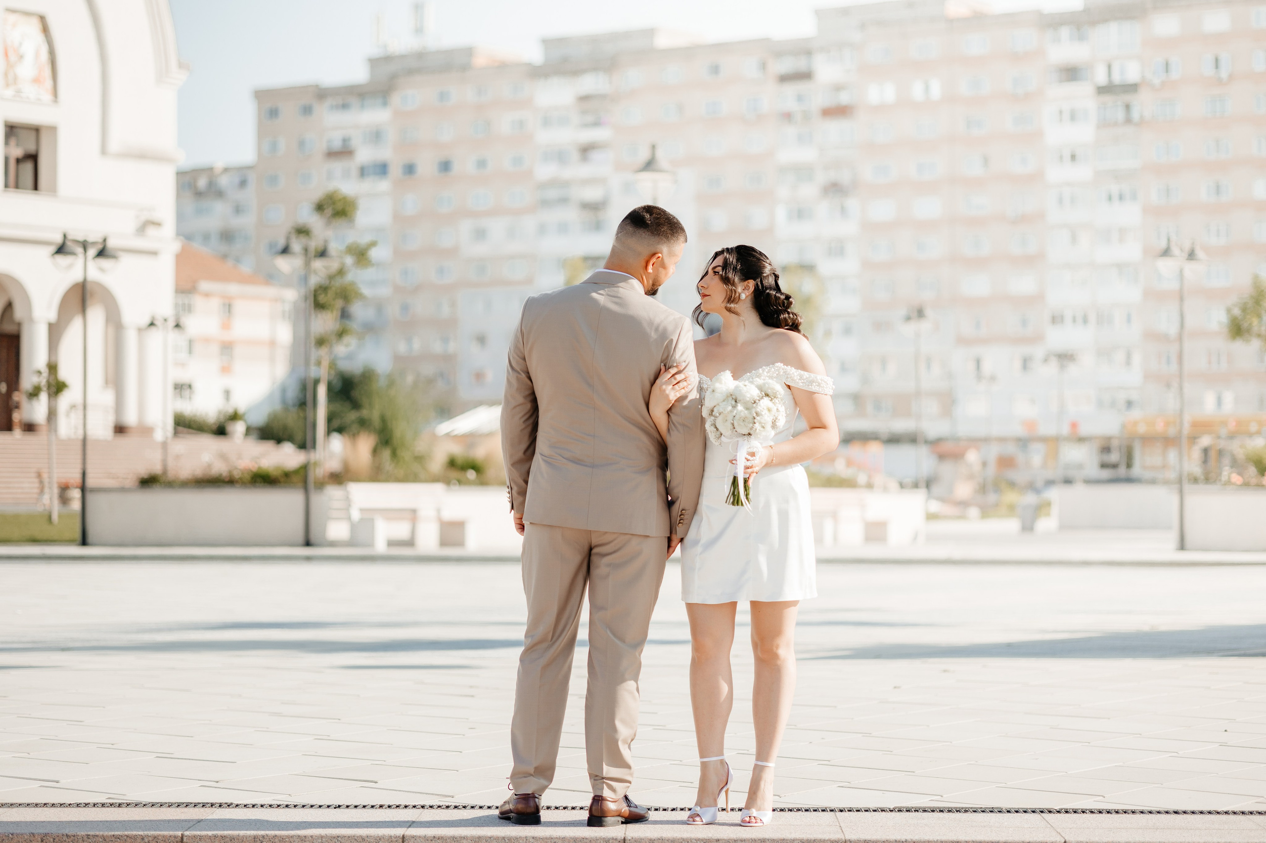 Roxana & Andrei — Cununie civilă în Helegiu și ședință foto în Onești