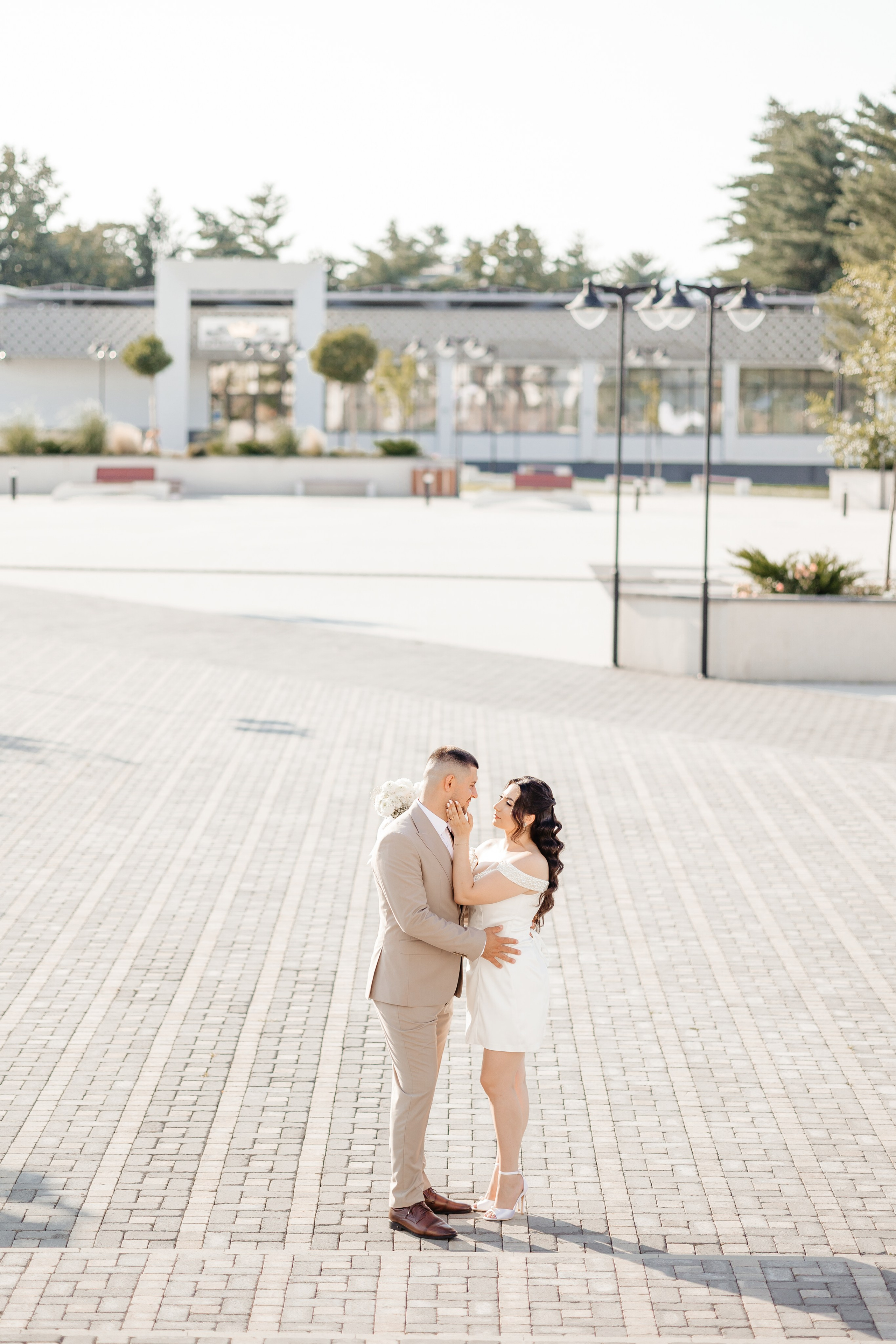 Roxana & Andrei — Cununie civilă în Helegiu și ședință foto în Onești
