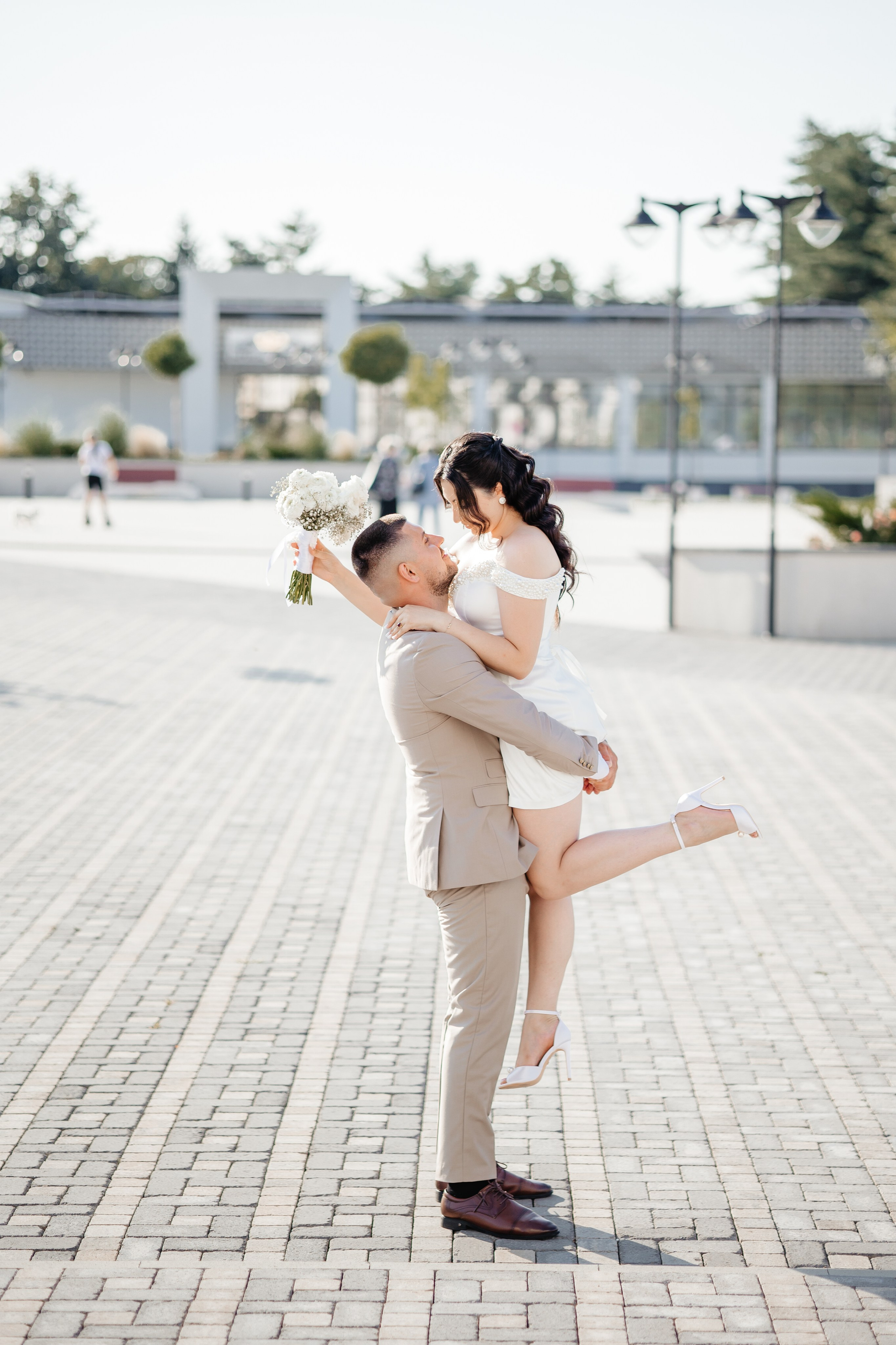 Roxana & Andrei — Cununie civilă în Helegiu și ședință foto în Onești