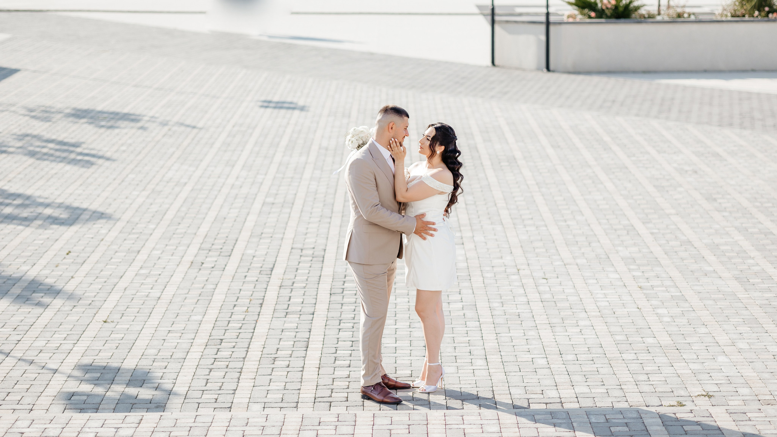 Roxana & Andrei — Cununie civilă în Helegiu și ședință foto în Onești
