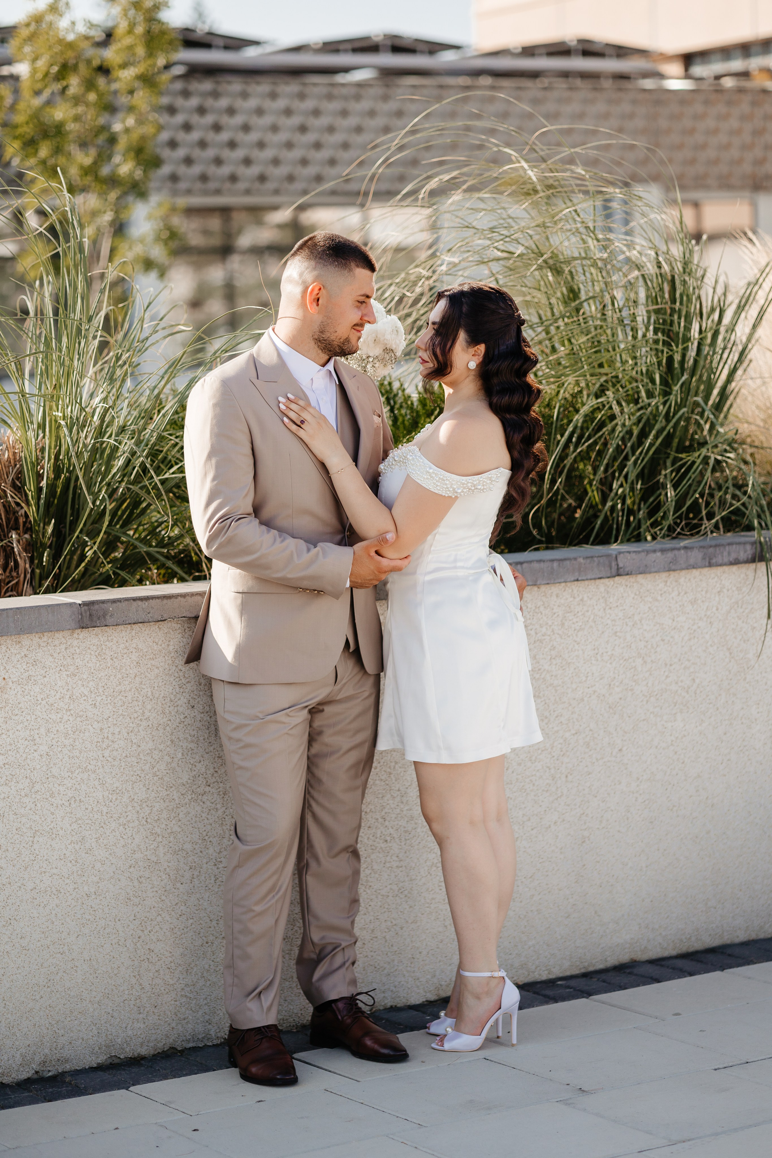 Roxana & Andrei — Cununie civilă în Helegiu și ședință foto în Onești