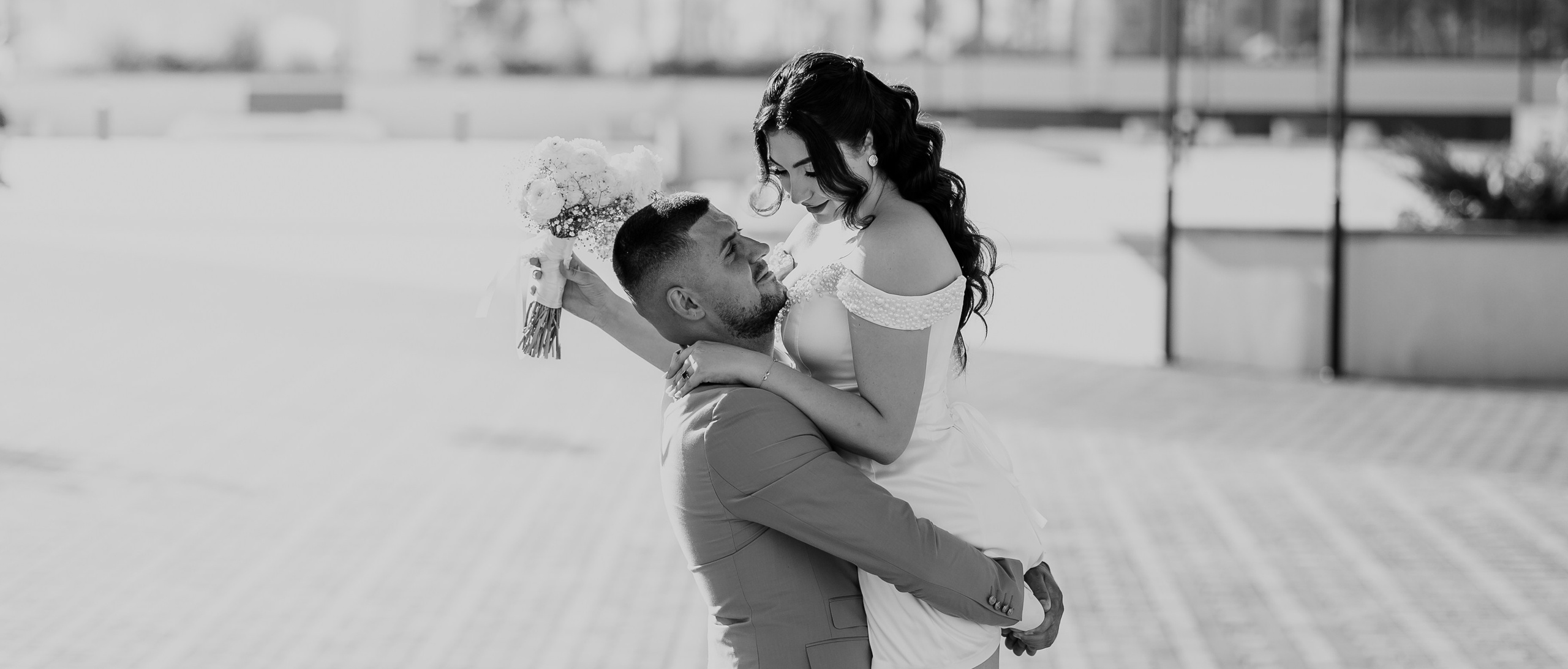 Roxana & Andrei — Cununie civilă în Helegiu și ședință foto în Onești