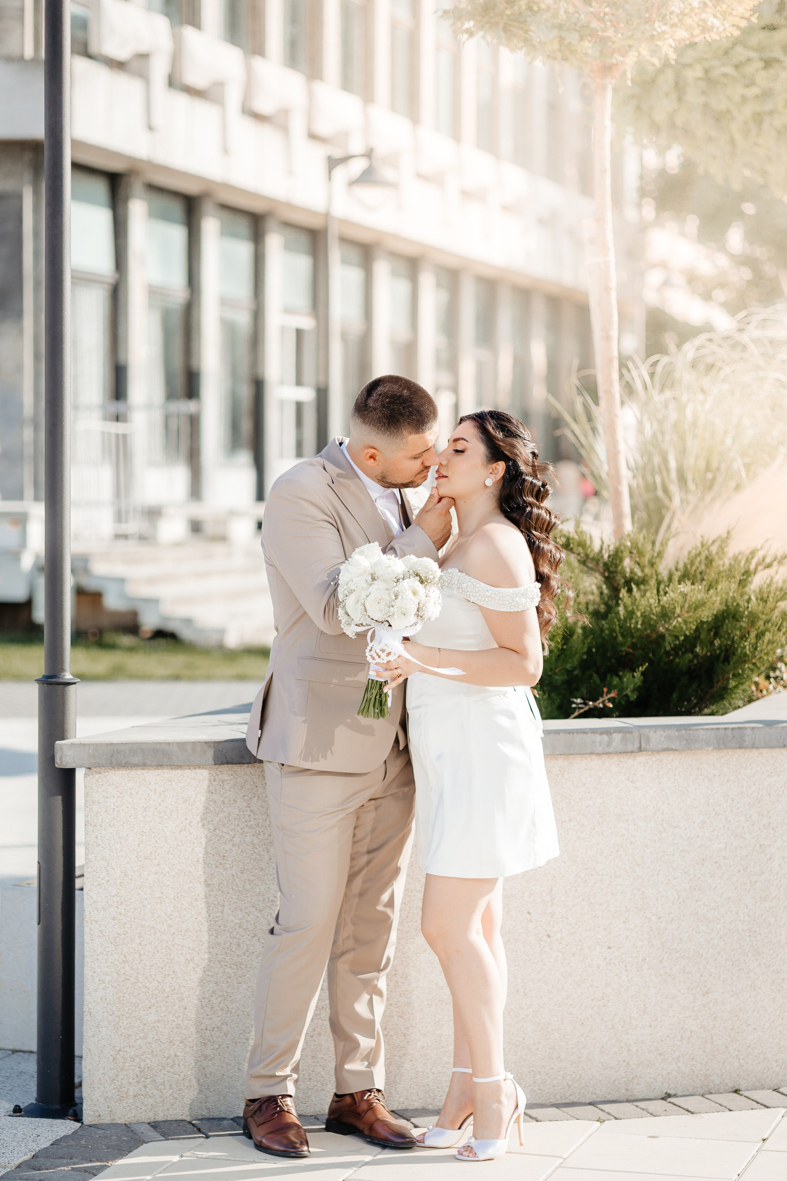 Roxana & Andrei — Cununie civilă în Helegiu și ședință foto în Onești