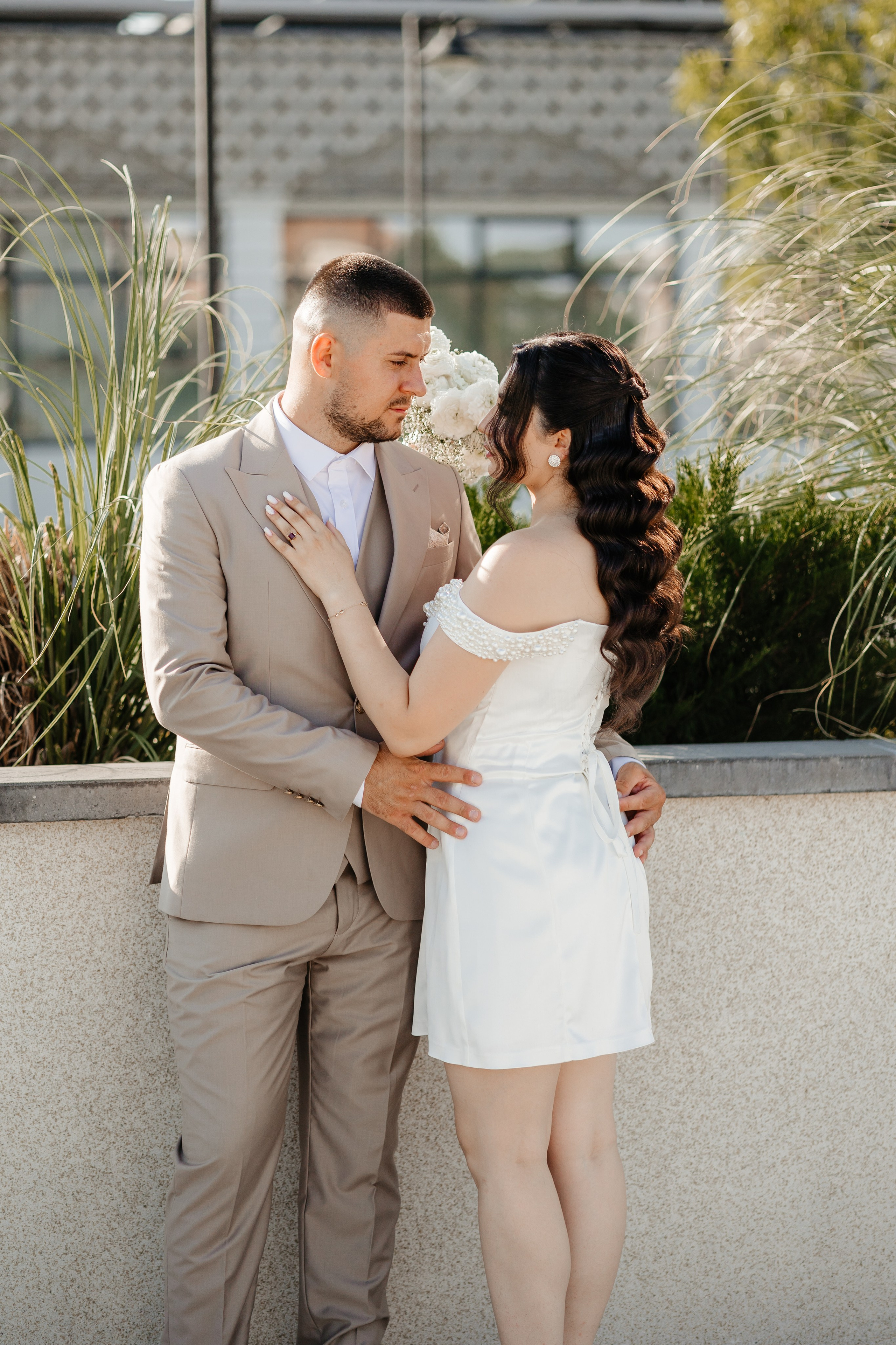 Roxana & Andrei — Cununie civilă în Helegiu și ședință foto în Onești