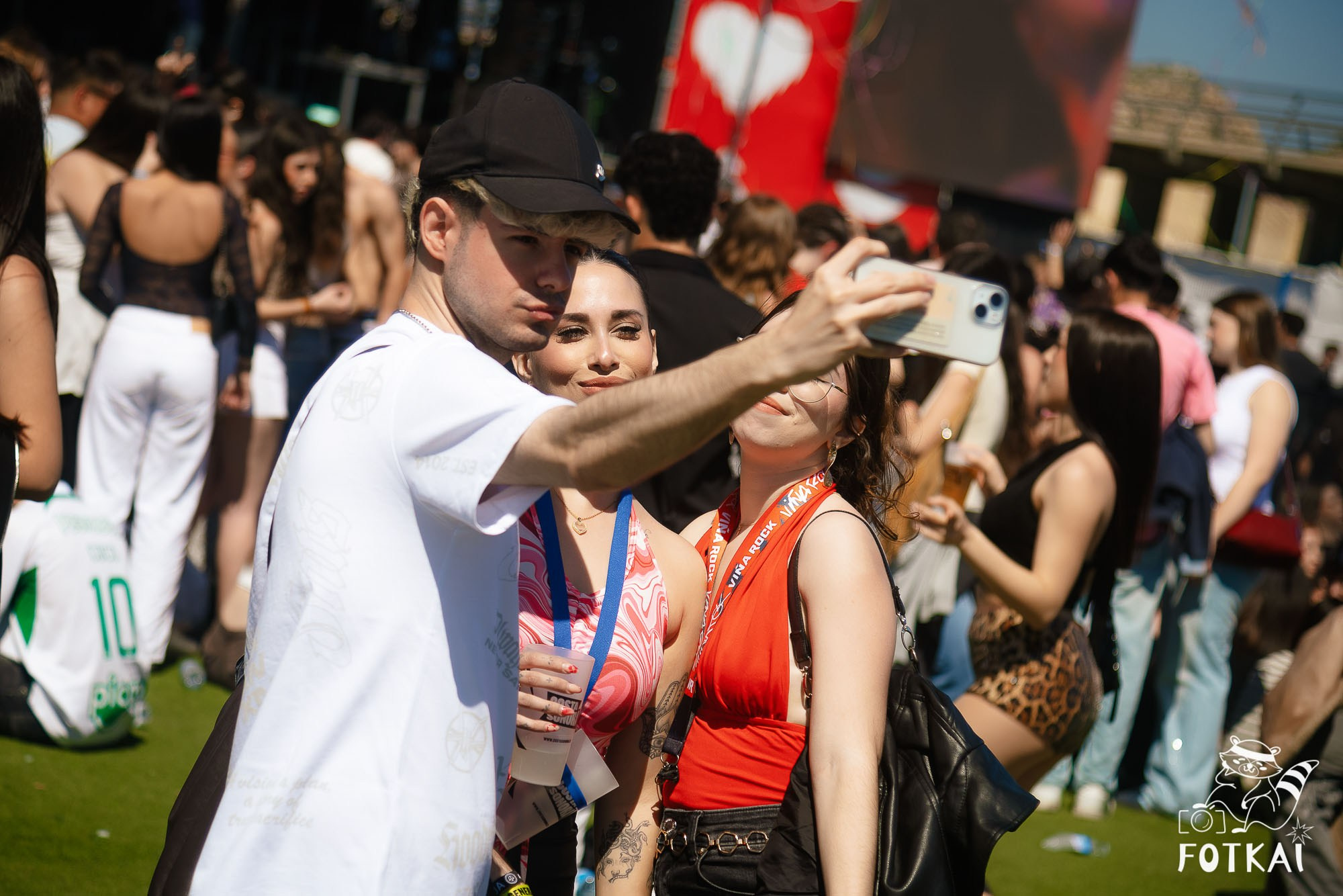 Fotos Costa Sonora 2026 Alicante Día 2 — busca tu foto y encuentra amigos del festival | FOTKAI