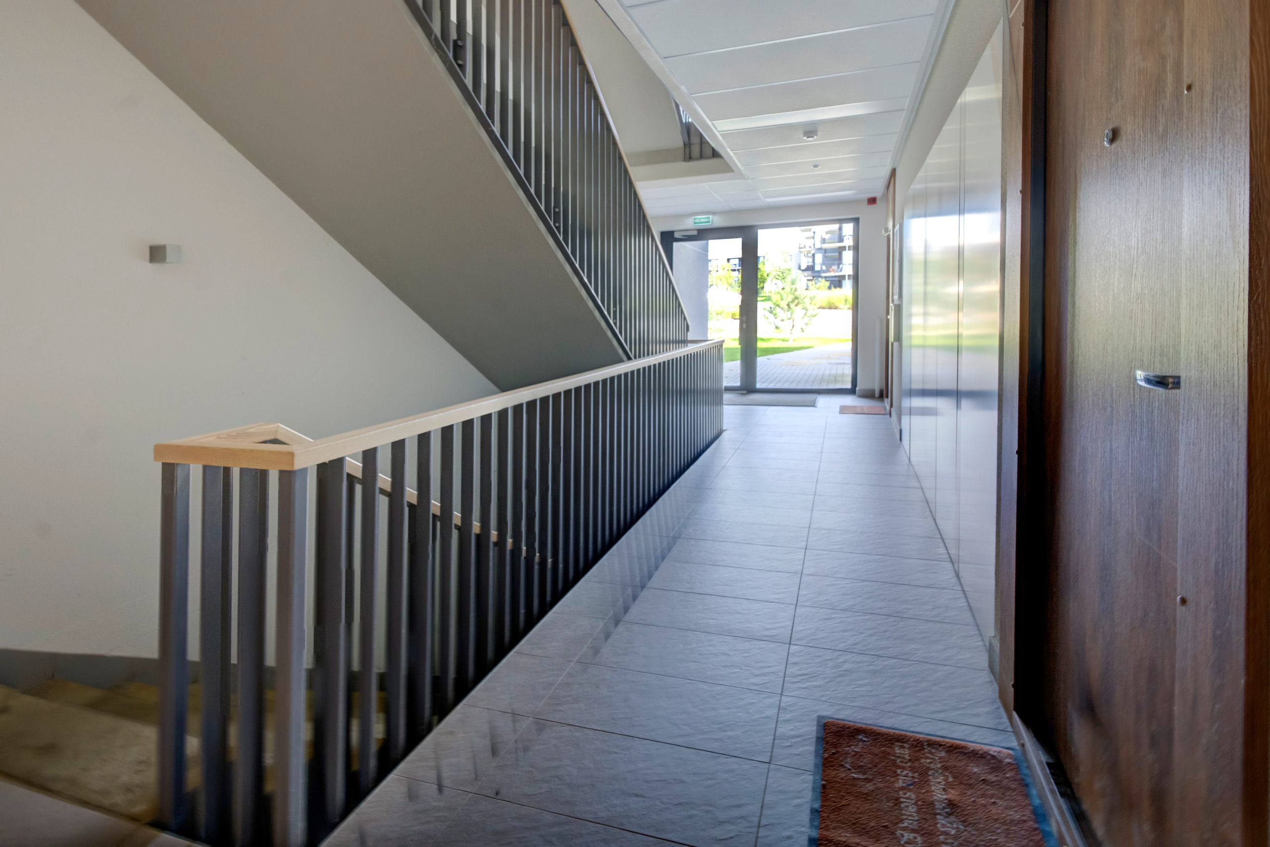 Gilužio g. 49, 2k. butas prie ežero. Elina Sapiega fotografė Vilniuje