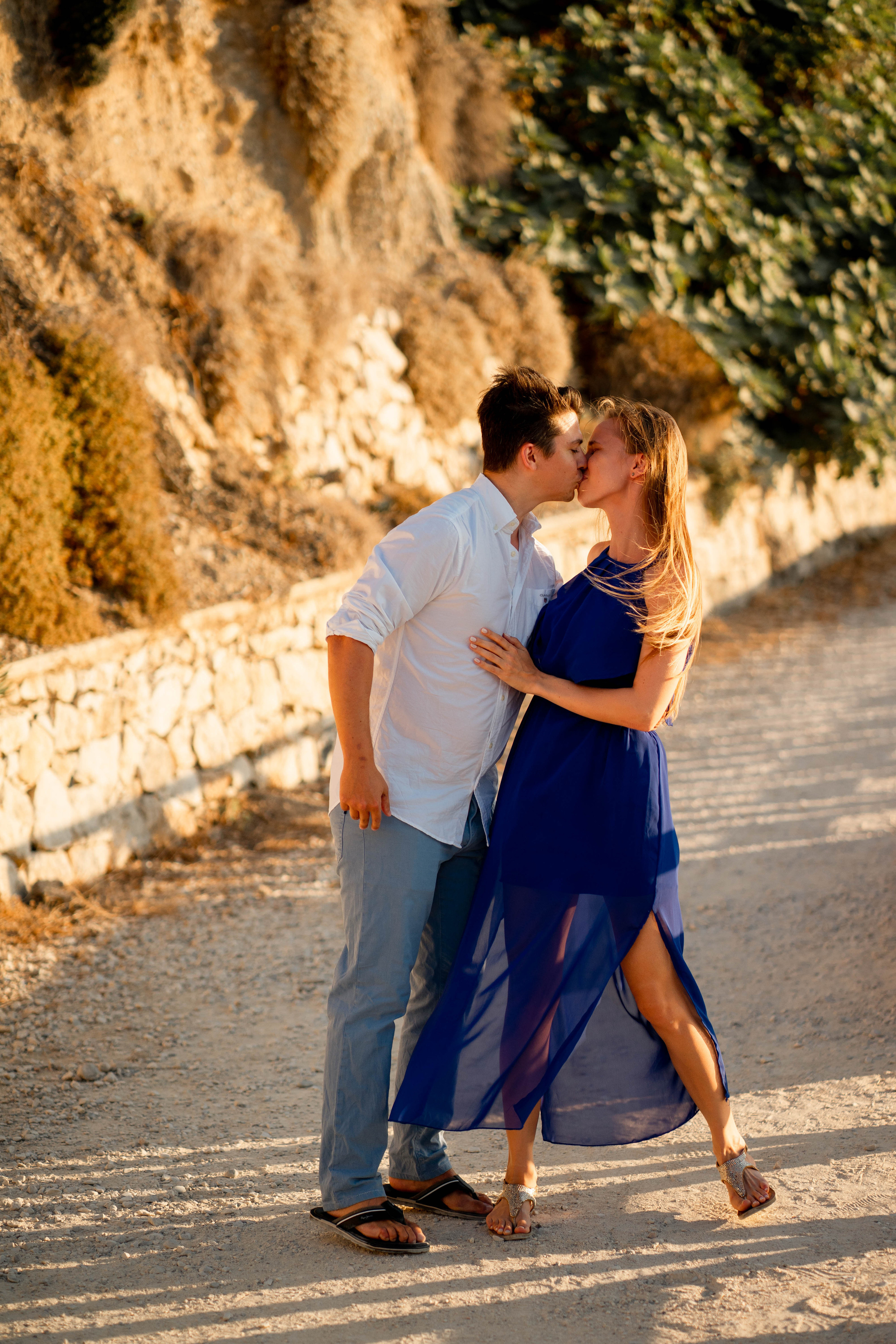 Laura and Tom. Photographer at Santorini
