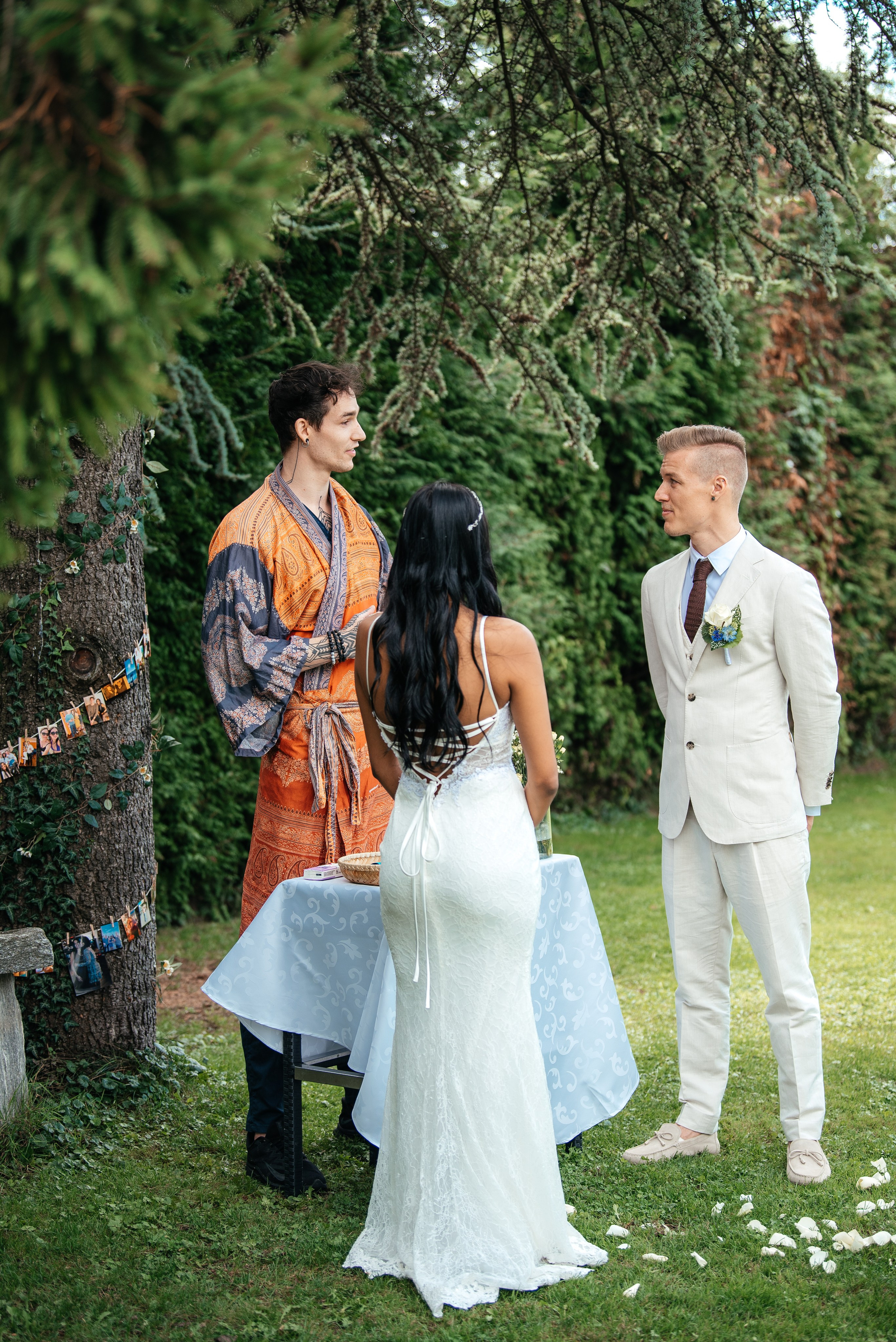 KAIANE & BENJAMIN Meilen, Switzerland. I am Elena Altendorfer. Wedding photographer in Zurich and Switzerland