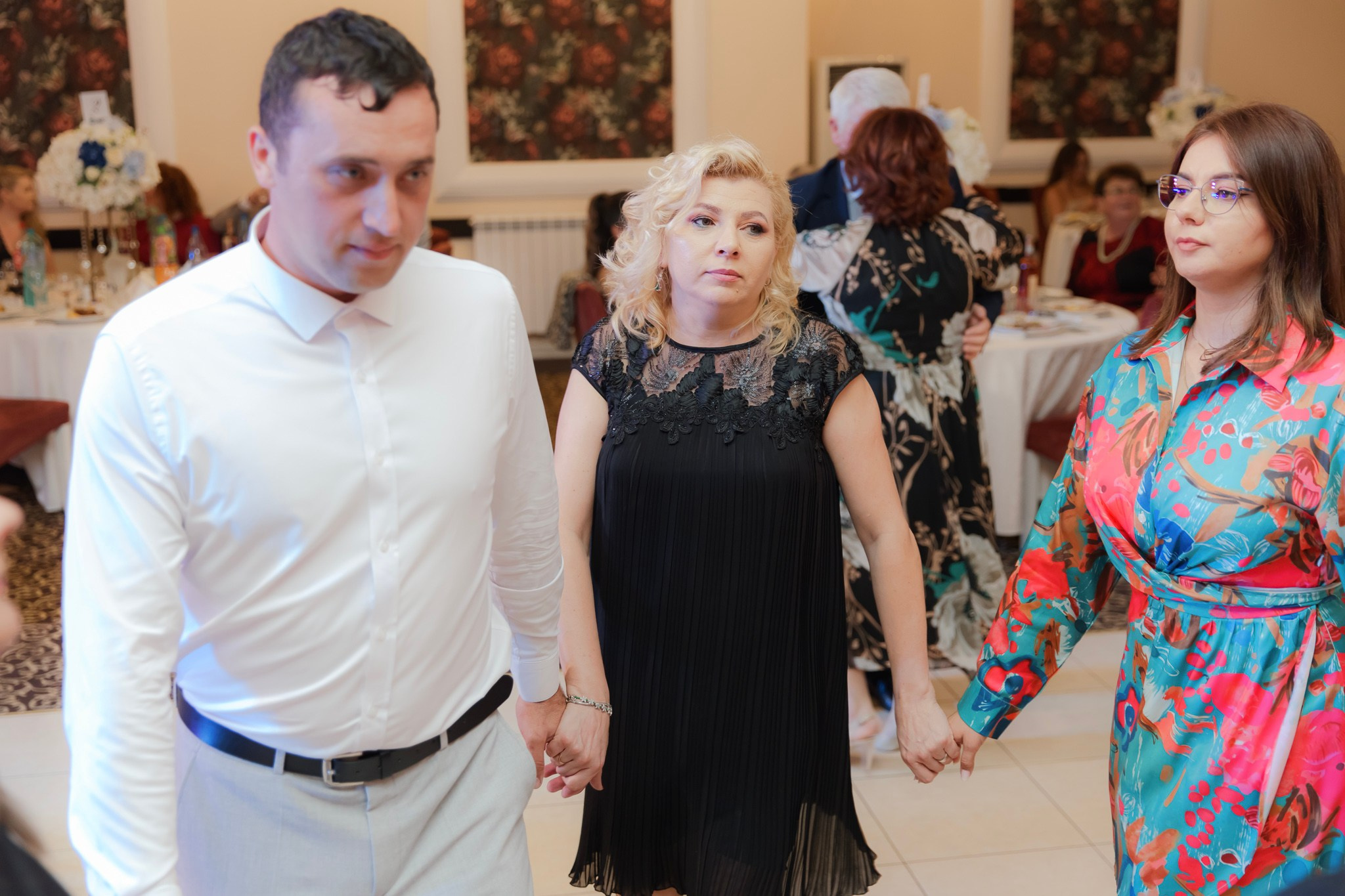 Mihai & Oana. Servicii foto-video profesionale, pentru momente de neuitat