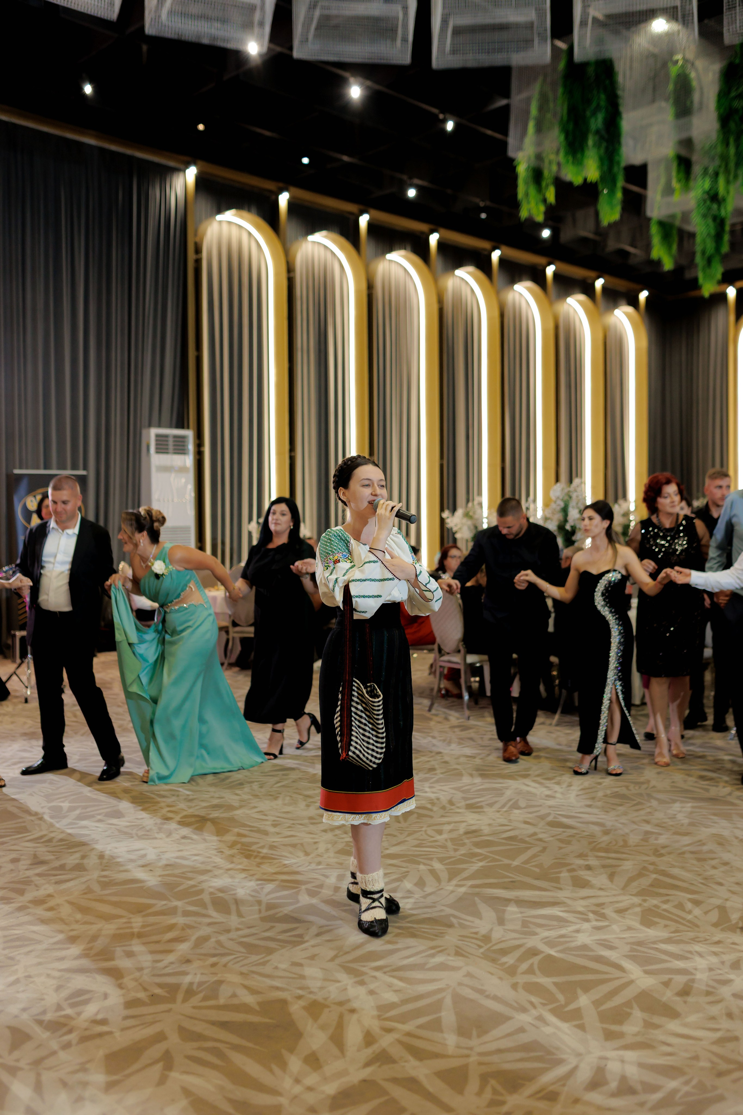 Nunta Nicoleta & Răzvan | Fotografie & Videografie Profesională. Servicii foto-video profesionale, pentru momente de neuitat