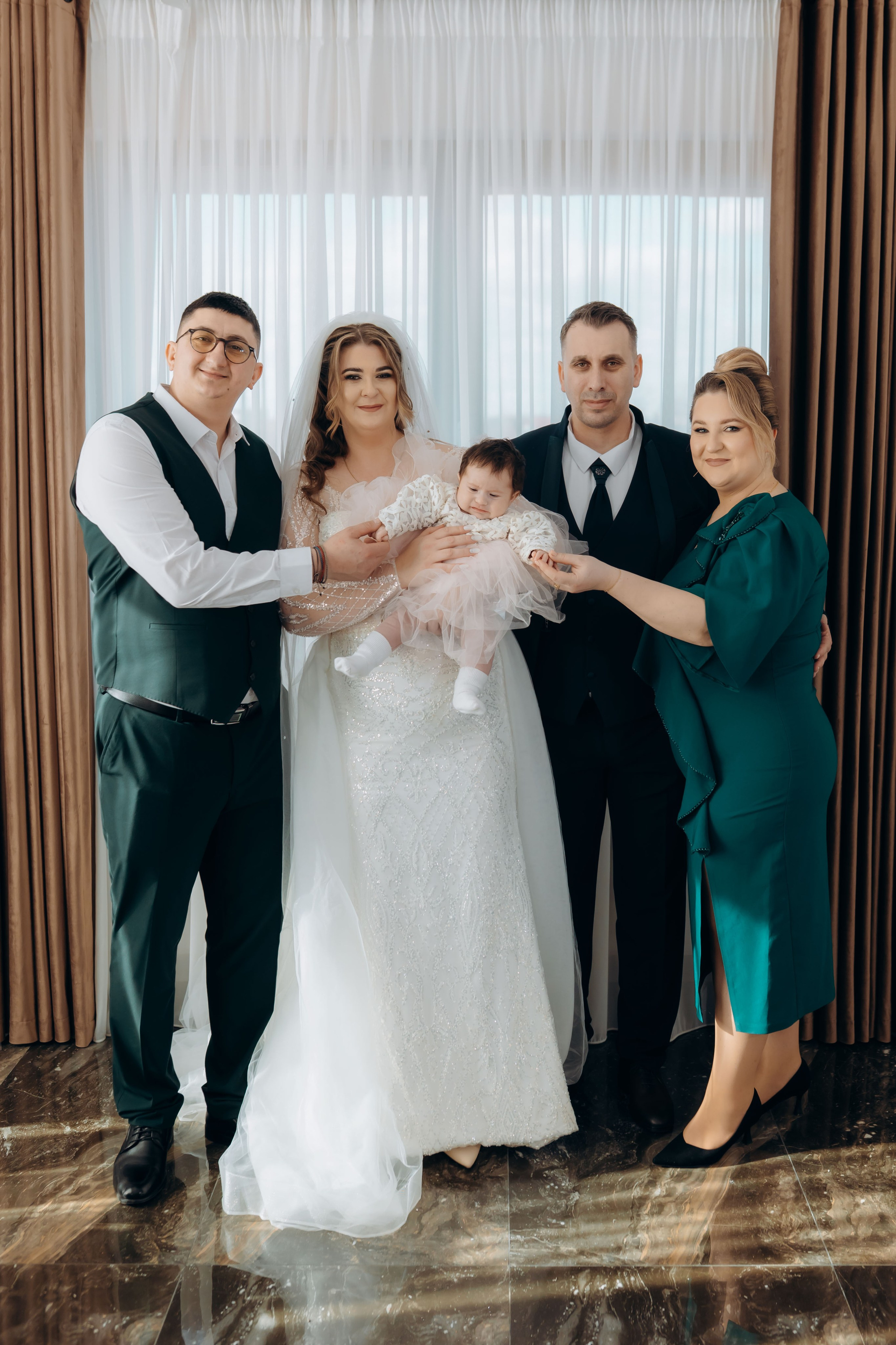 Povestea voastră, regizată de noi |Cristi Turculet Videograf Nuntă Suceava | wedding highlight. Servicii foto-video profesionale, pentru momente de neuitat