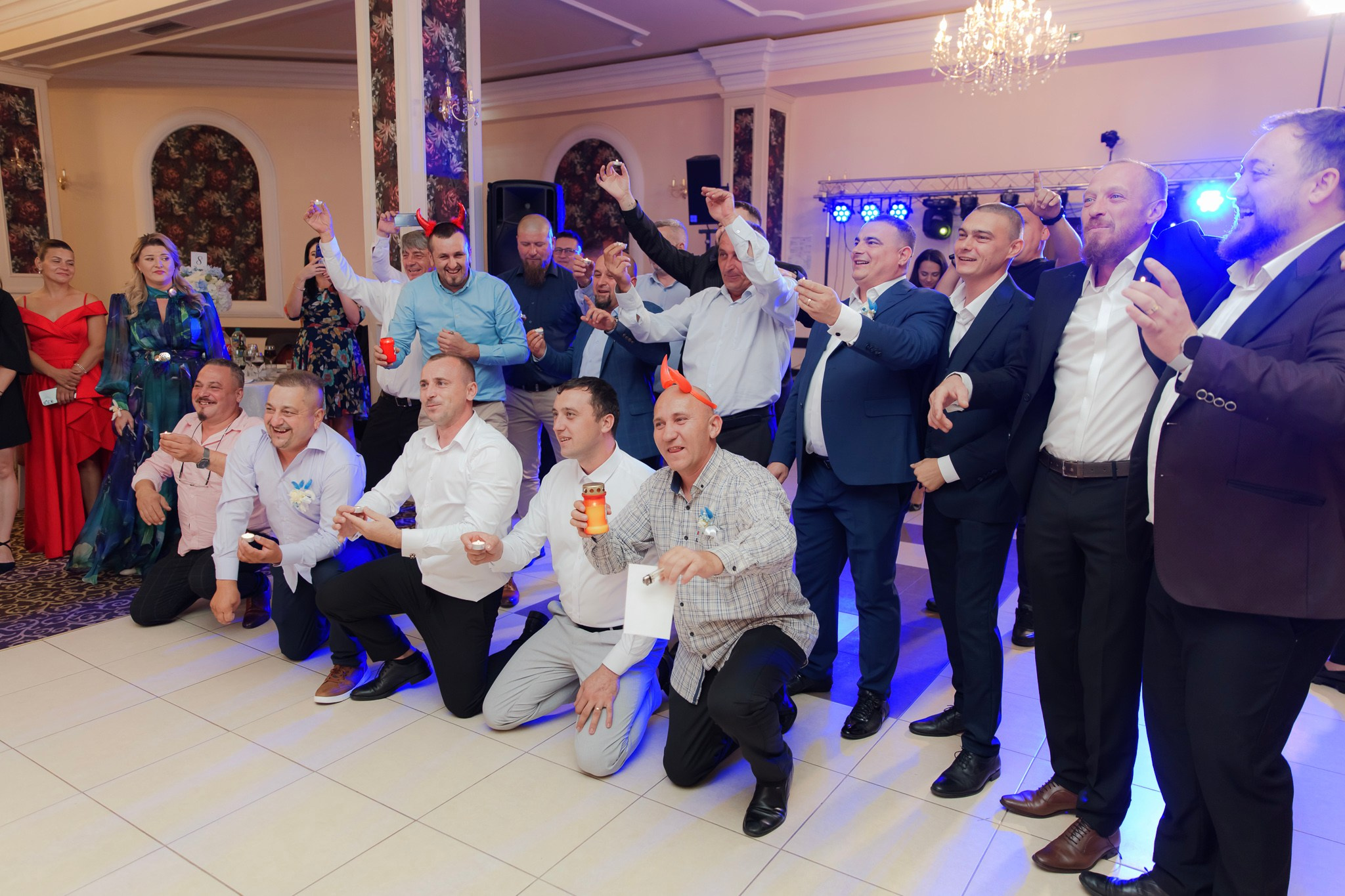 Mihai & Oana. Servicii foto-video profesionale, pentru momente de neuitat