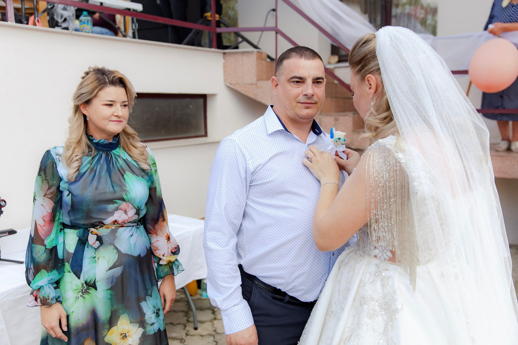 Mihai & Oana. Servicii foto-video profesionale, pentru momente de neuitat