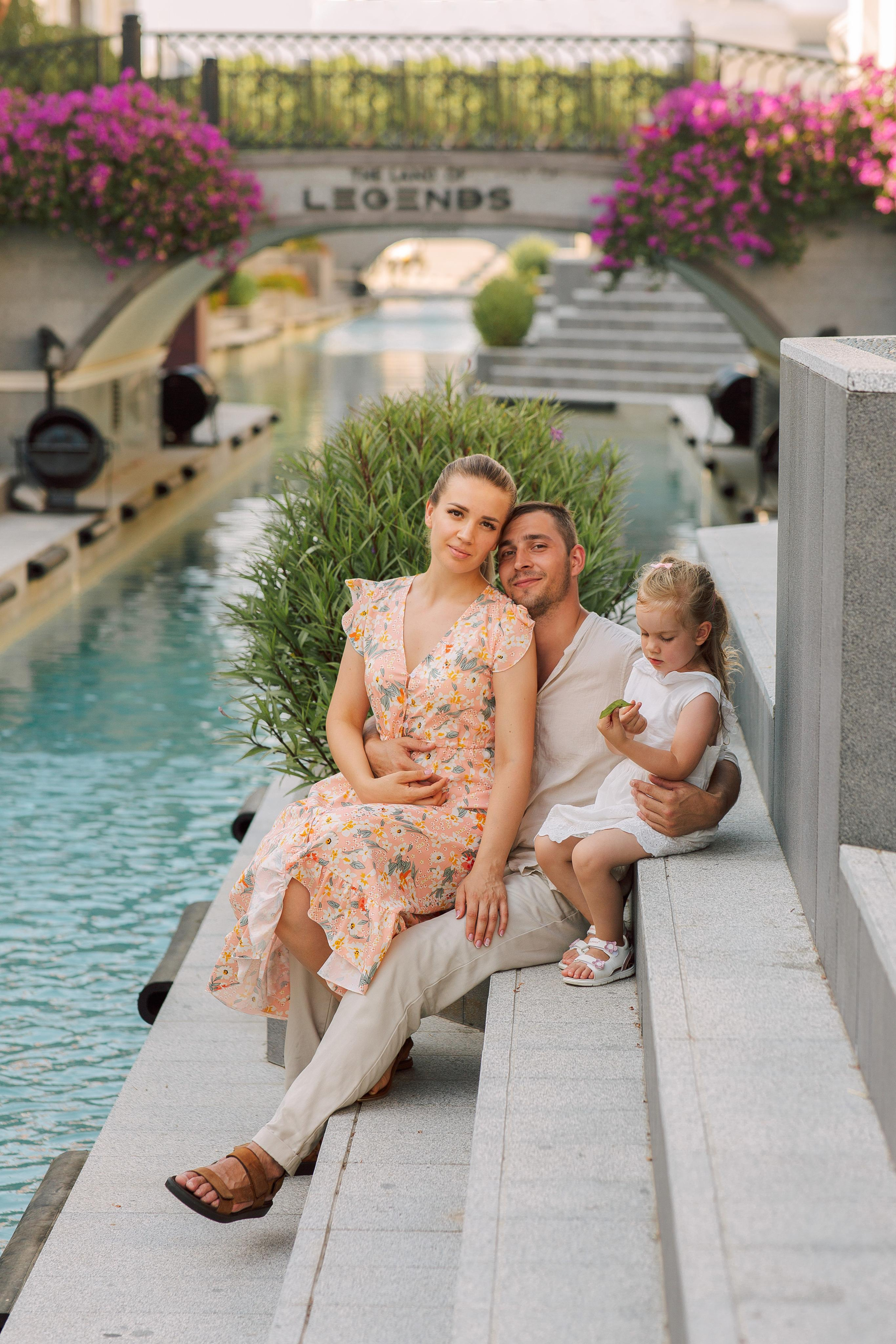 Семейная фотосессия в парке Land of Legends. Алсу Девели | Свадебный и семейный фотограф в Турции Алании, Алания, Аланья, Сиде, Белеке, Анталия