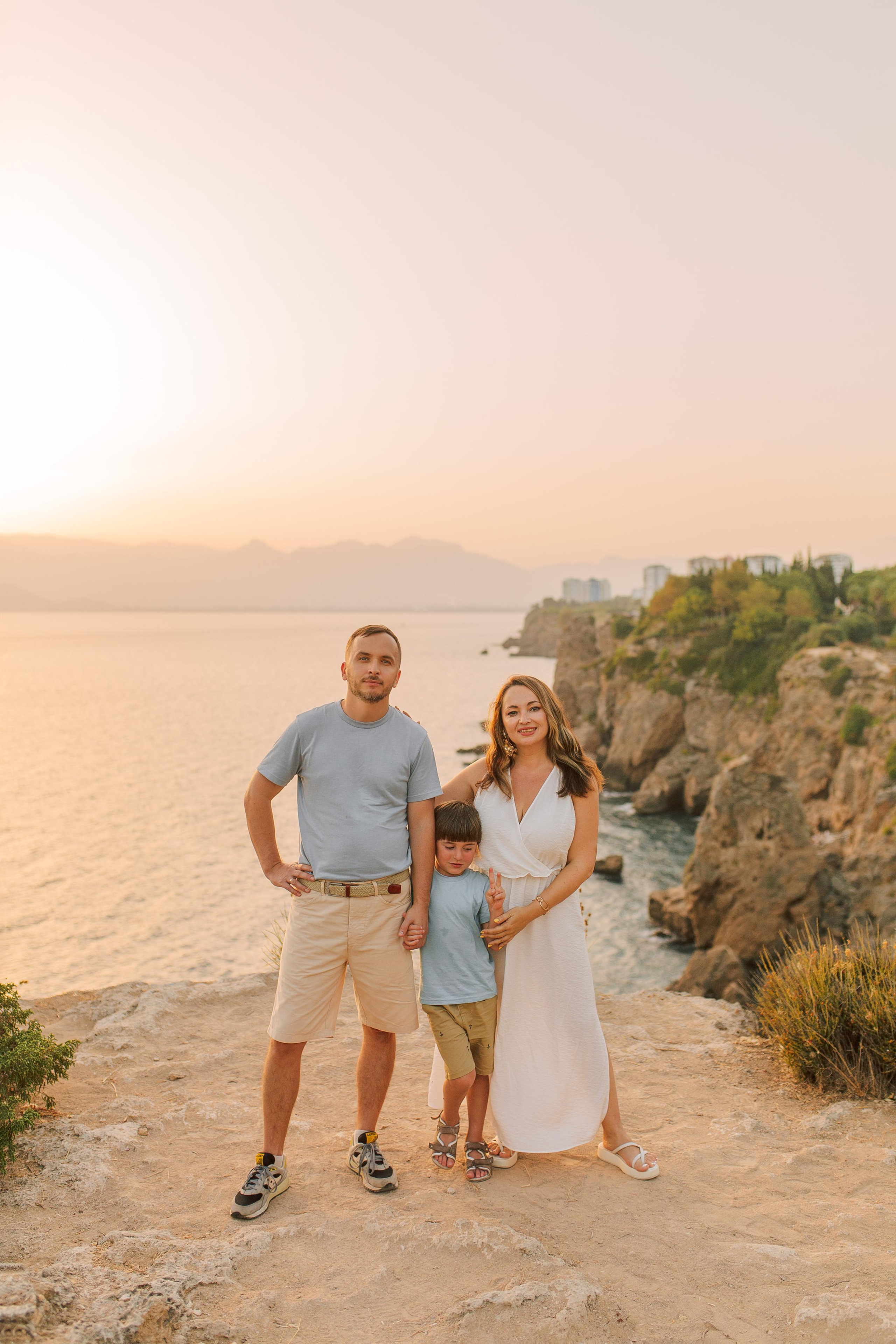 Family Photographer in Antalya | Cliff & Sea Sessions | Alsu Develi. Professional Photographer in Alanya, Side, Belek, Antalya. Turkiye