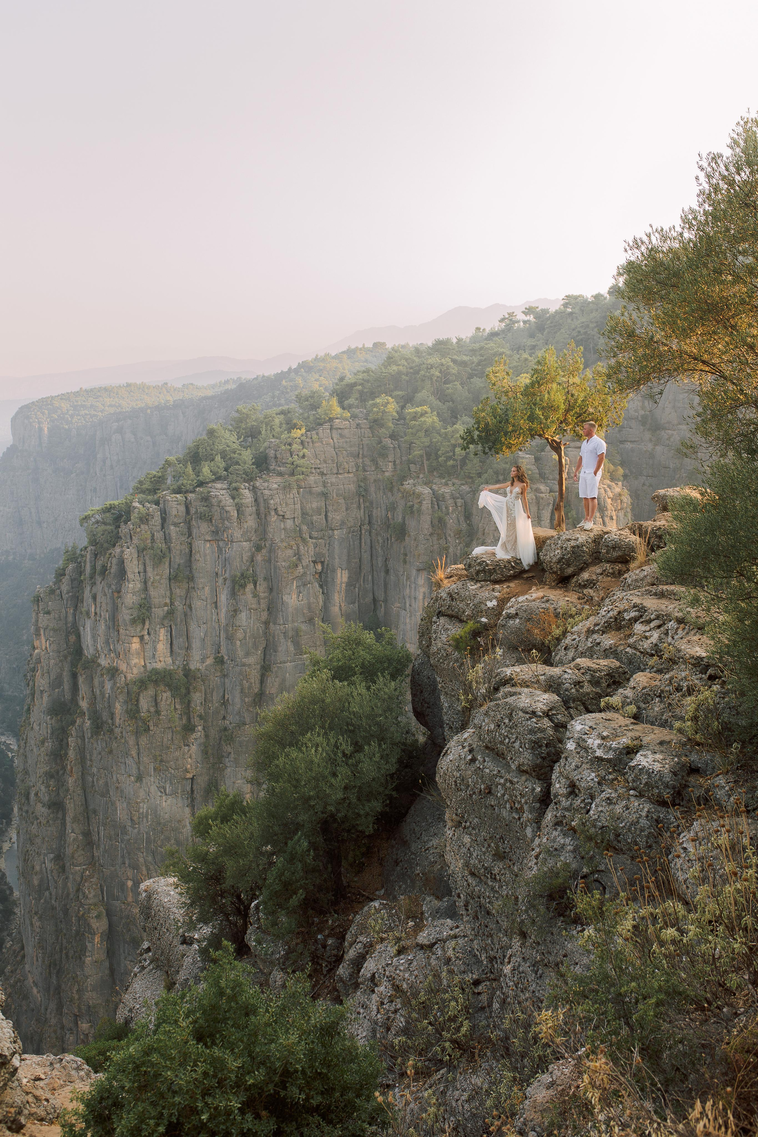 Epic Wedding Photographer in Canyon Turkey | Alsu Develi. Professional Photographer in Alanya, Side, Belek, Antalya, Kemer. Wedding, family & individual shoots. Photo & Video delivery in 1-3 days