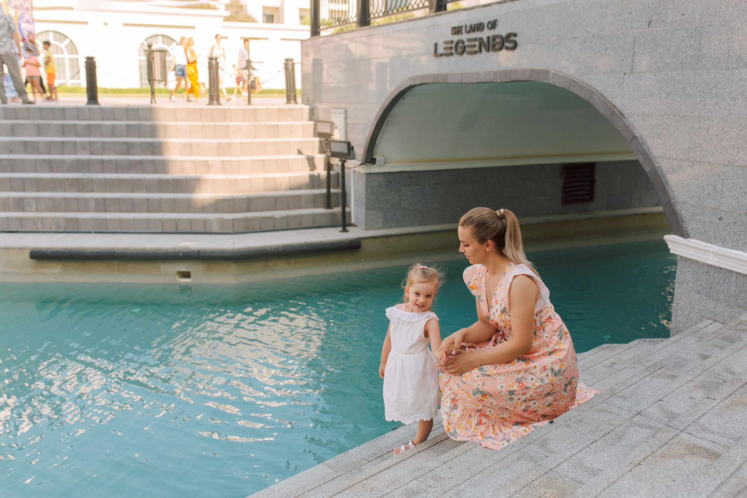Семейная фотосессия в парке Land of Legends. Алсу Девели | Свадебный и семейный фотограф в Турции Алании, Алания, Аланья, Сиде, Белеке, Анталия