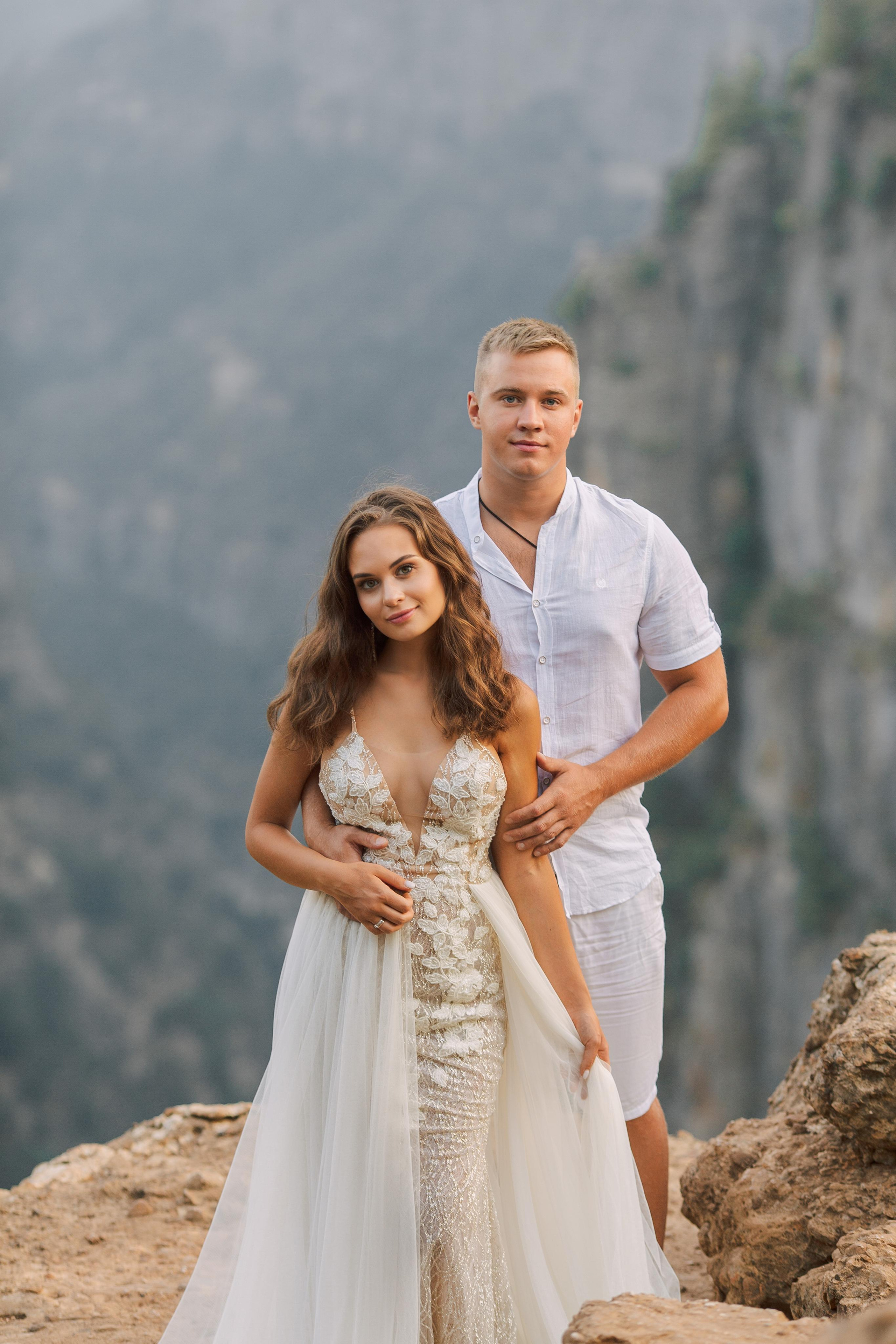 Epic Wedding Photographer in Canyon Turkey | Alsu Develi. Professional Photographer in Alanya, Side, Belek, Antalya, Kemer. Wedding, family & individual shoots. Photo & Video delivery in 1-3 days