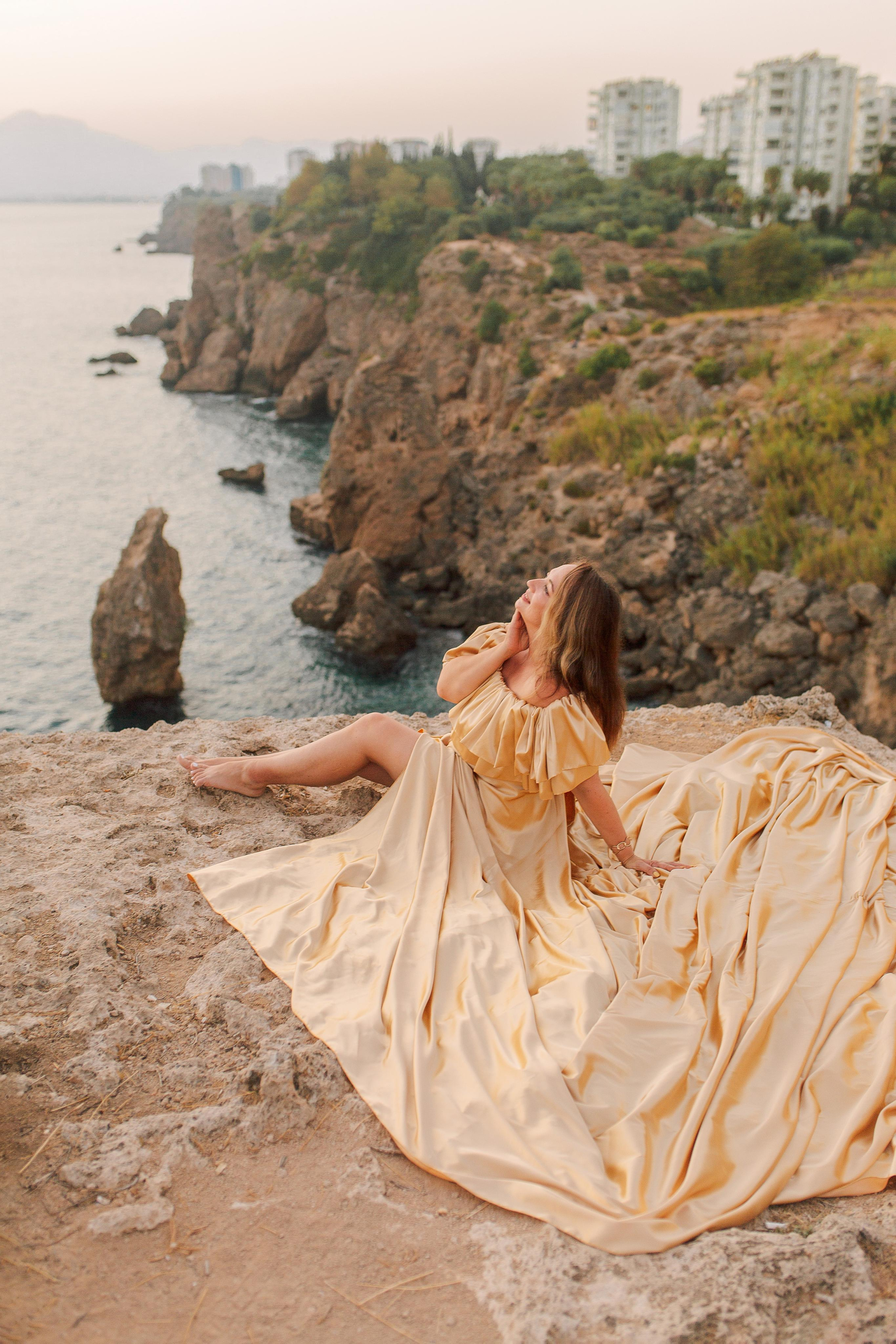 Family Photographer in Antalya | Cliff & Sea Sessions | Alsu Develi. Professional Photographer in Alanya, Side, Belek, Antalya. Turkiye